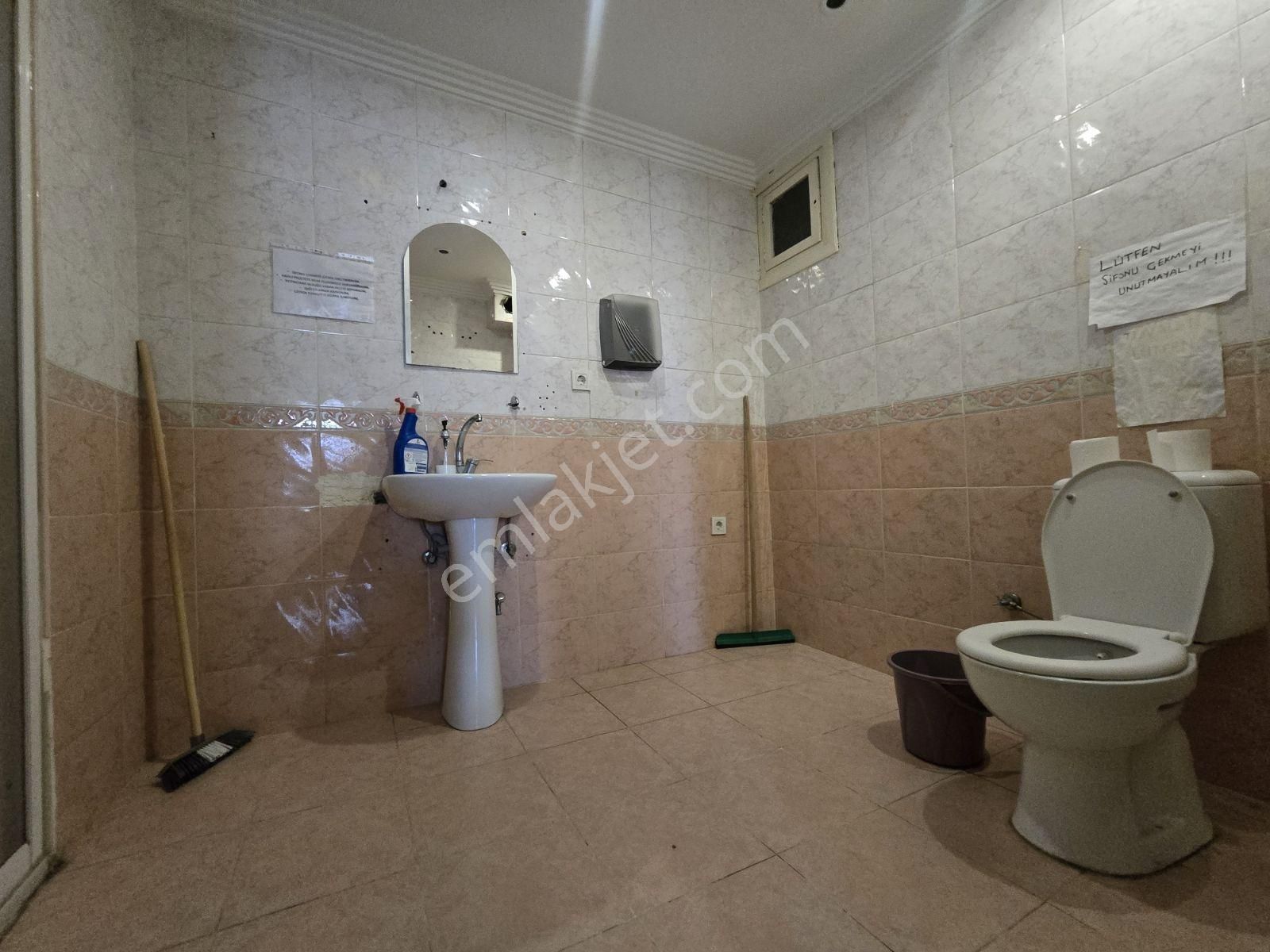 İncirli Metrobüs Karşısında 240 M2 4. Kat 4+1 Ferah Ofis - Görsel 14