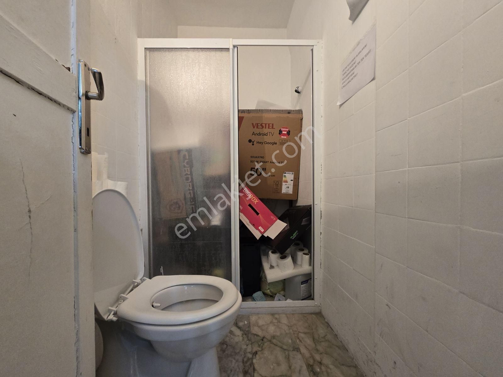 İncirli Metrobüs Karşısında 240 M2 4. Kat 4+1 Ferah Ofis - Görsel 17