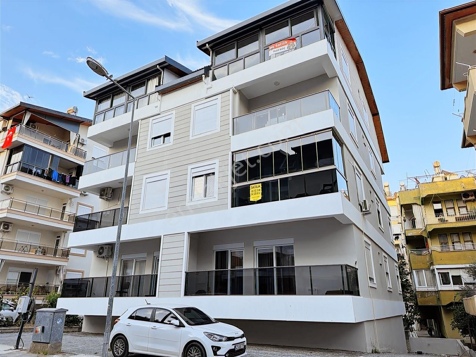 Şehır Merkezınde Genış Balkonlu 1+1 Daıre