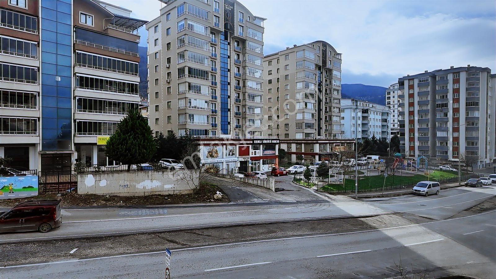 Yıldırım 75. Yılda Cadde Cepheli Ara Kat | Geniş 3+1 Satılık - Görsel 18