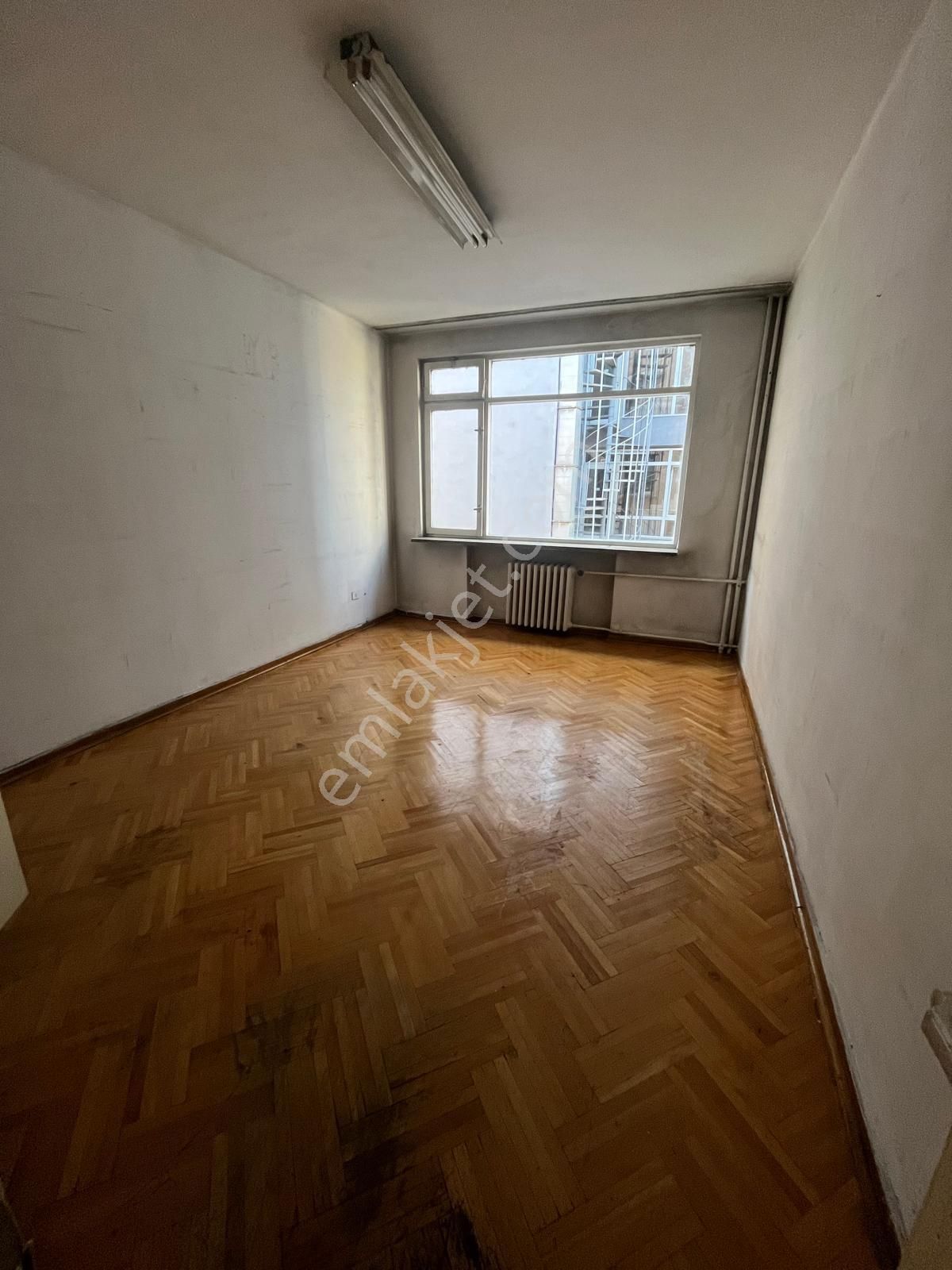 Kızılay Karanfil Yüksel Köşesi Satılık 3+1 +kiler - Görsel 3