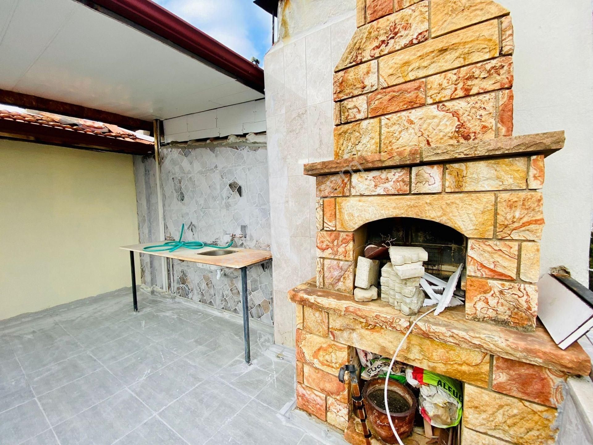 Yükselden Altınkumda "denize 100 Mt" Teraslı Satılık 2+1 Dublex - Görsel 2