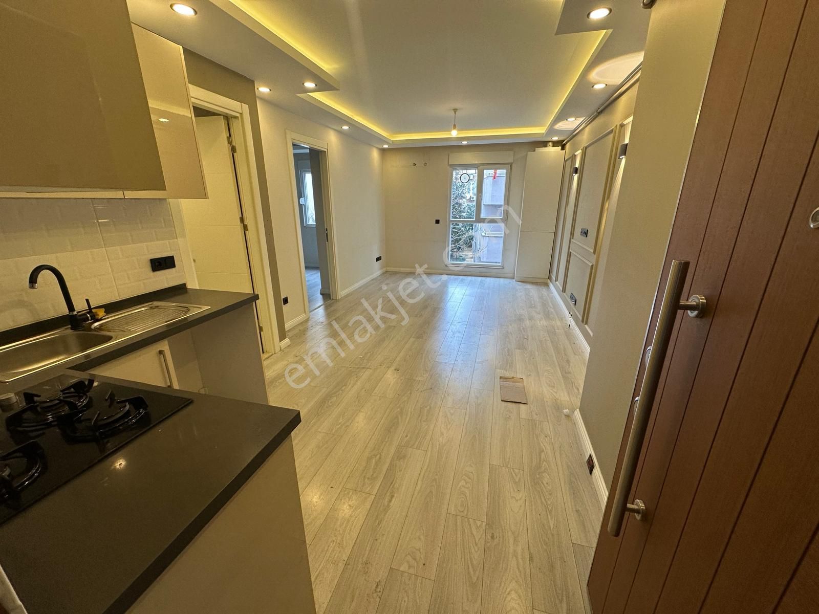 ▃artemin▃küçükyalı'da Merkezi Konumda Ferah 2.kat 60m² 1+1! - Görsel 4