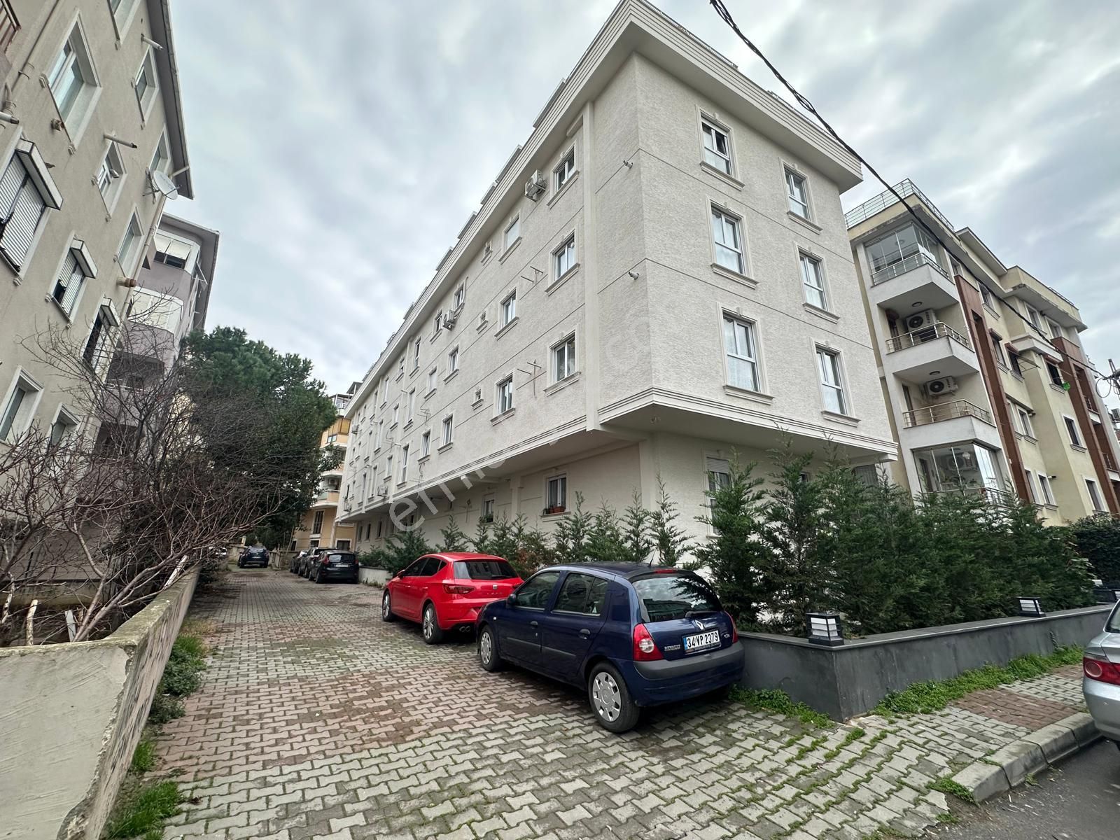 ▃artemin▃küçükyalı'da Merkezi Konumda Ferah 2.kat 60m² 1+1!