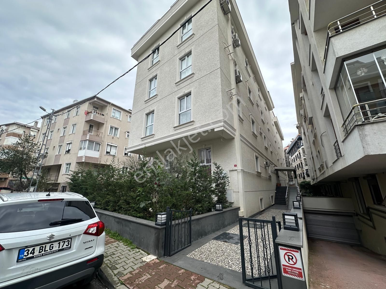 ▃artemin▃küçükyalı'da Merkezi Konumda Ferah 2.kat 60m² 1+1! - Görsel 3