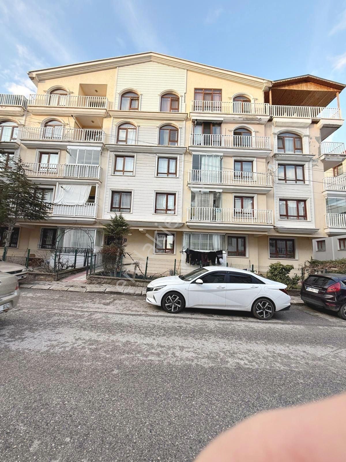 Şehitkubilay Mh.özlem Cad.yanı 3+1 Ara Kat Masrafsız Daire - Görsel 18