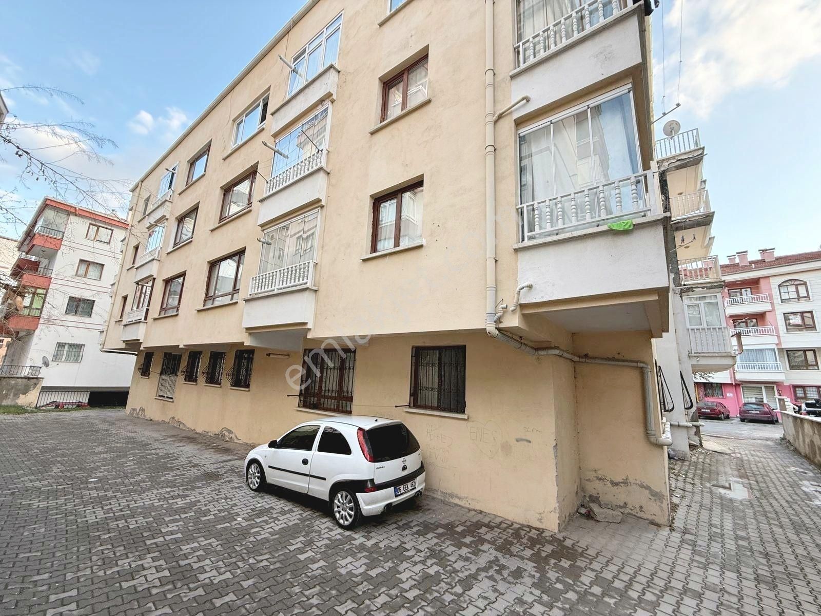 Şehitkubilay Mh.özlem Cad.yanı 3+1 Ara Kat Masrafsız Daire - Görsel 31