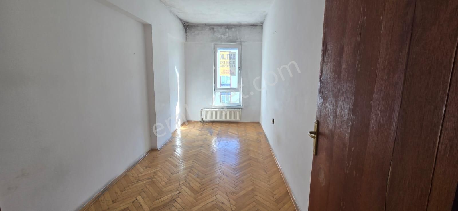 Gülverenmah 3+1 Kat 3 Ön Cephe 120 M2 Merkezi Konum'da - Görsel 3