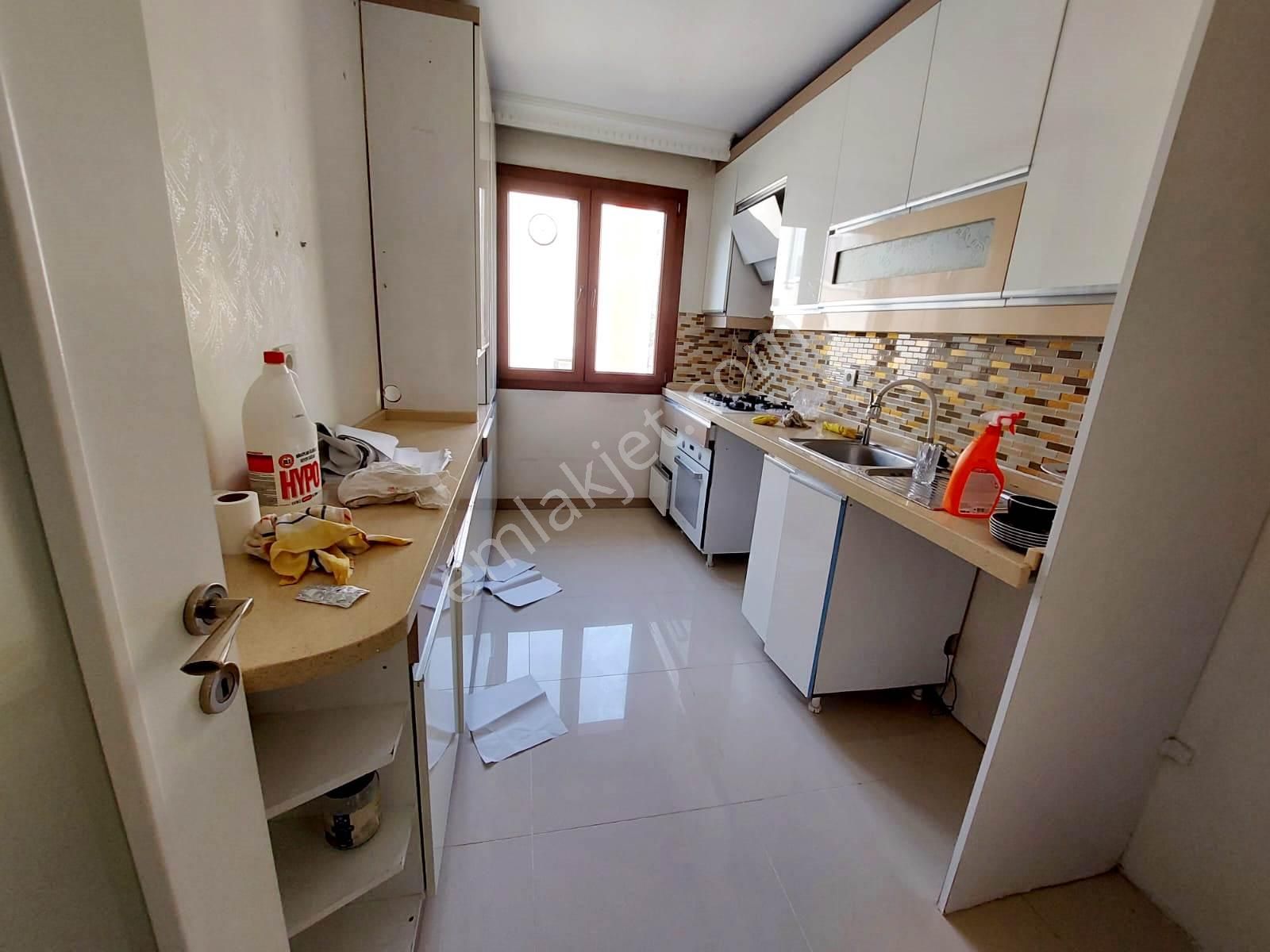 Tapu Masrafı Yok Yıldız Zöhre Cami Yakını Satılık 6+1 Dubks - Görsel 7