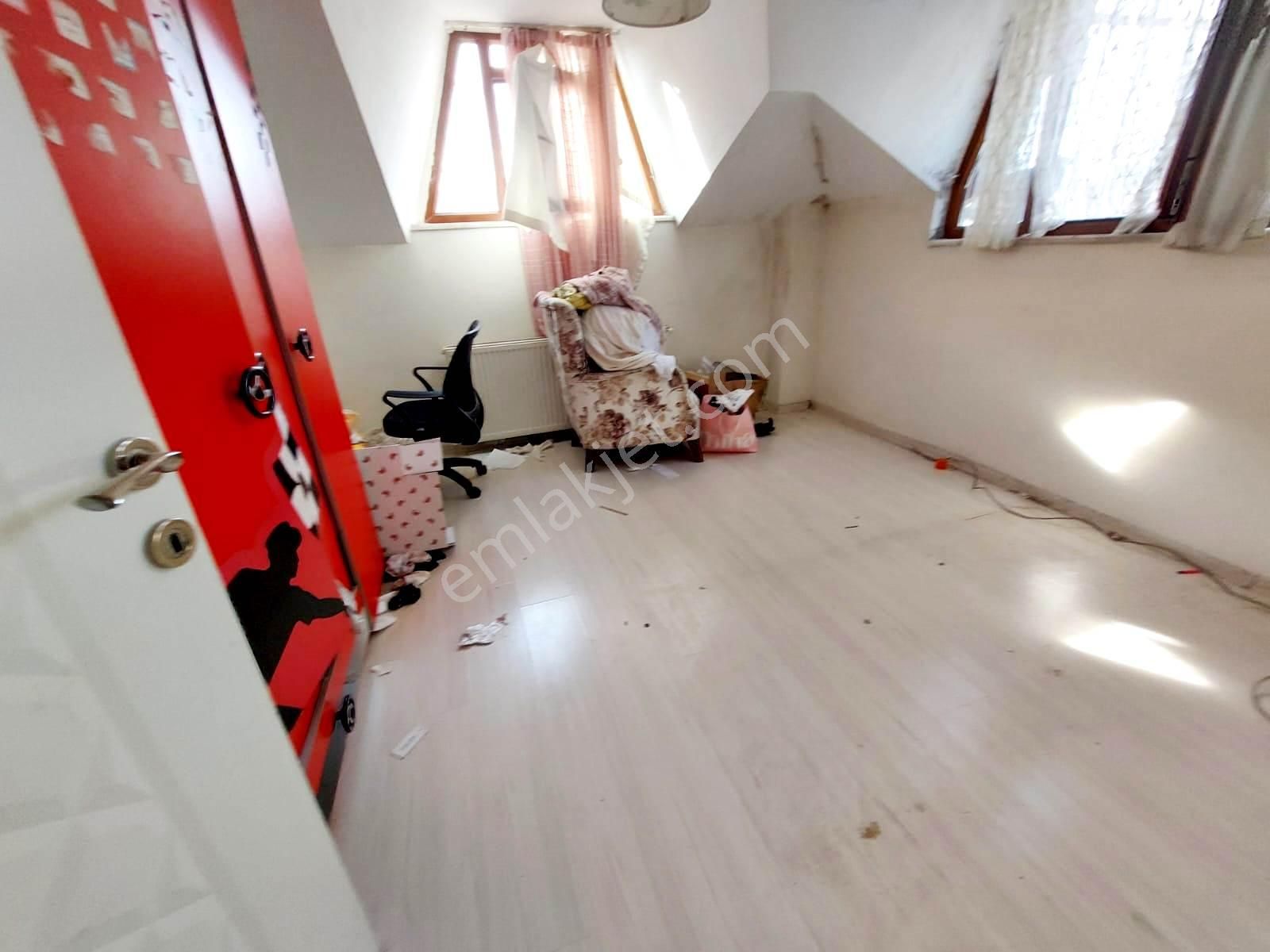 Tapu Masrafı Yok Yıldız Zöhre Cami Yakını Satılık 6+1 Dubks - Görsel 15