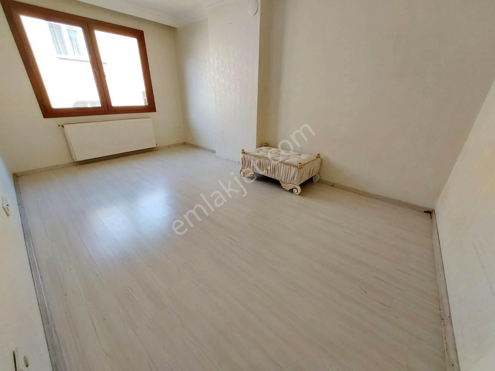 Tapu Masrafı Yok Yıldız Zöhre Cami Yakını Satılık 6+1 Dubks - Görsel 4