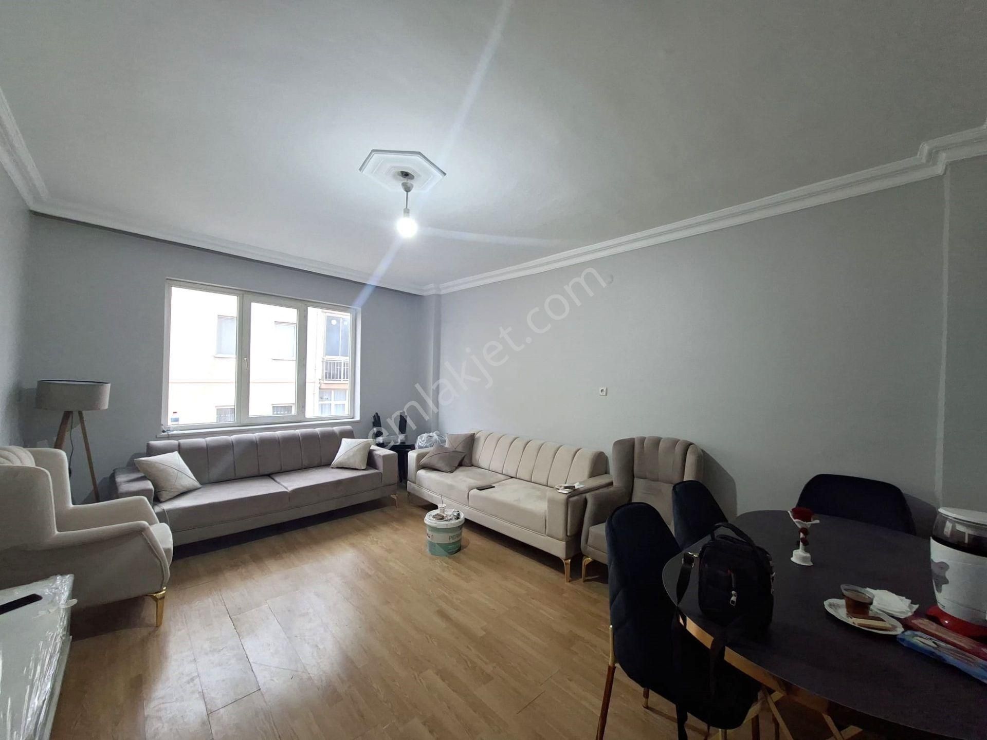 Recep Ümit'ten Gazi Yakup Satar Caddesi Üzerinde Büyük Park Karşısı Satılık 3+1 Asansörlü Daire - Görsel 2