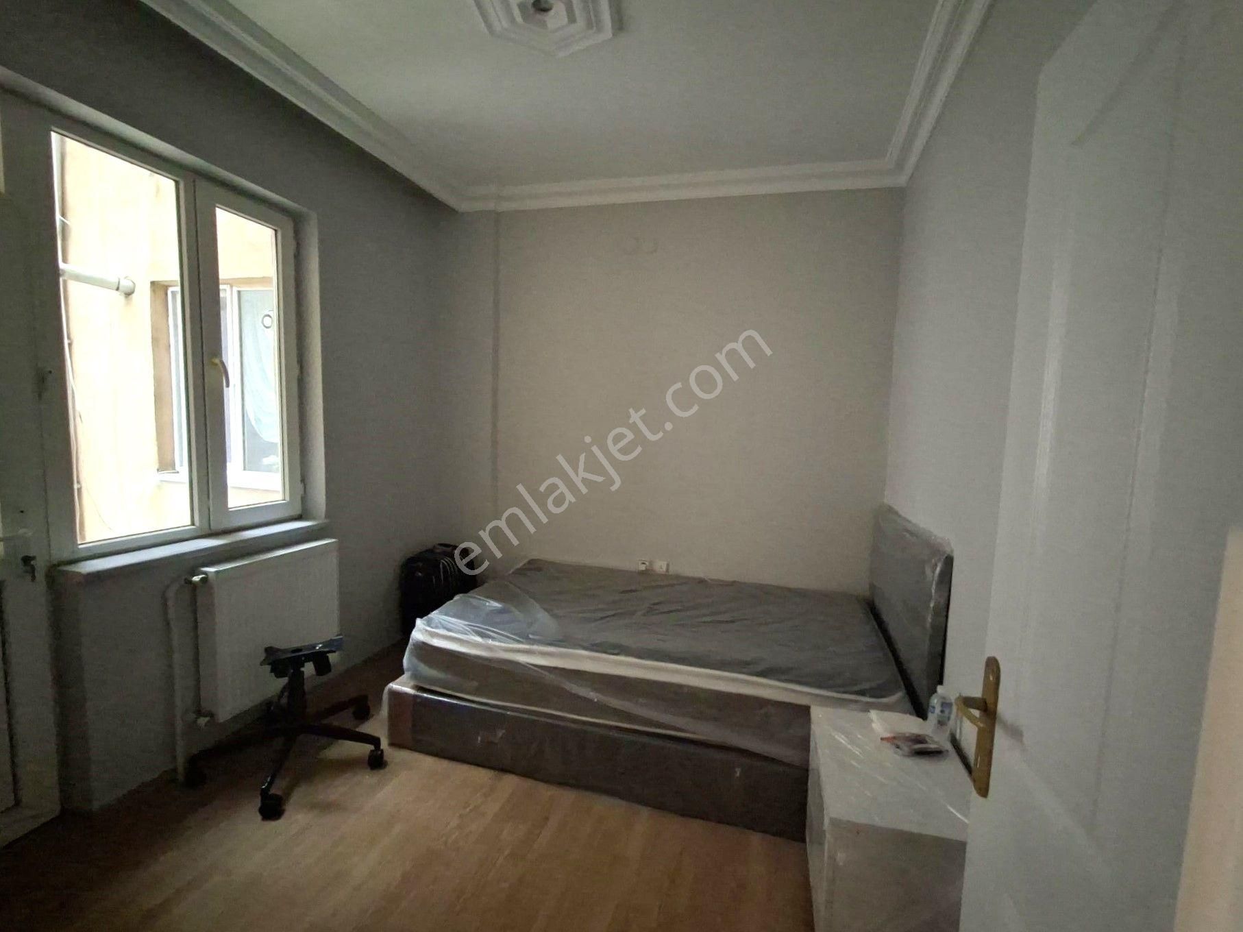 Recep Ümit'ten Gazi Yakup Satar Caddesi Üzerinde Büyük Park Karşısı Satılık 3+1 Asansörlü Daire - Görsel 24