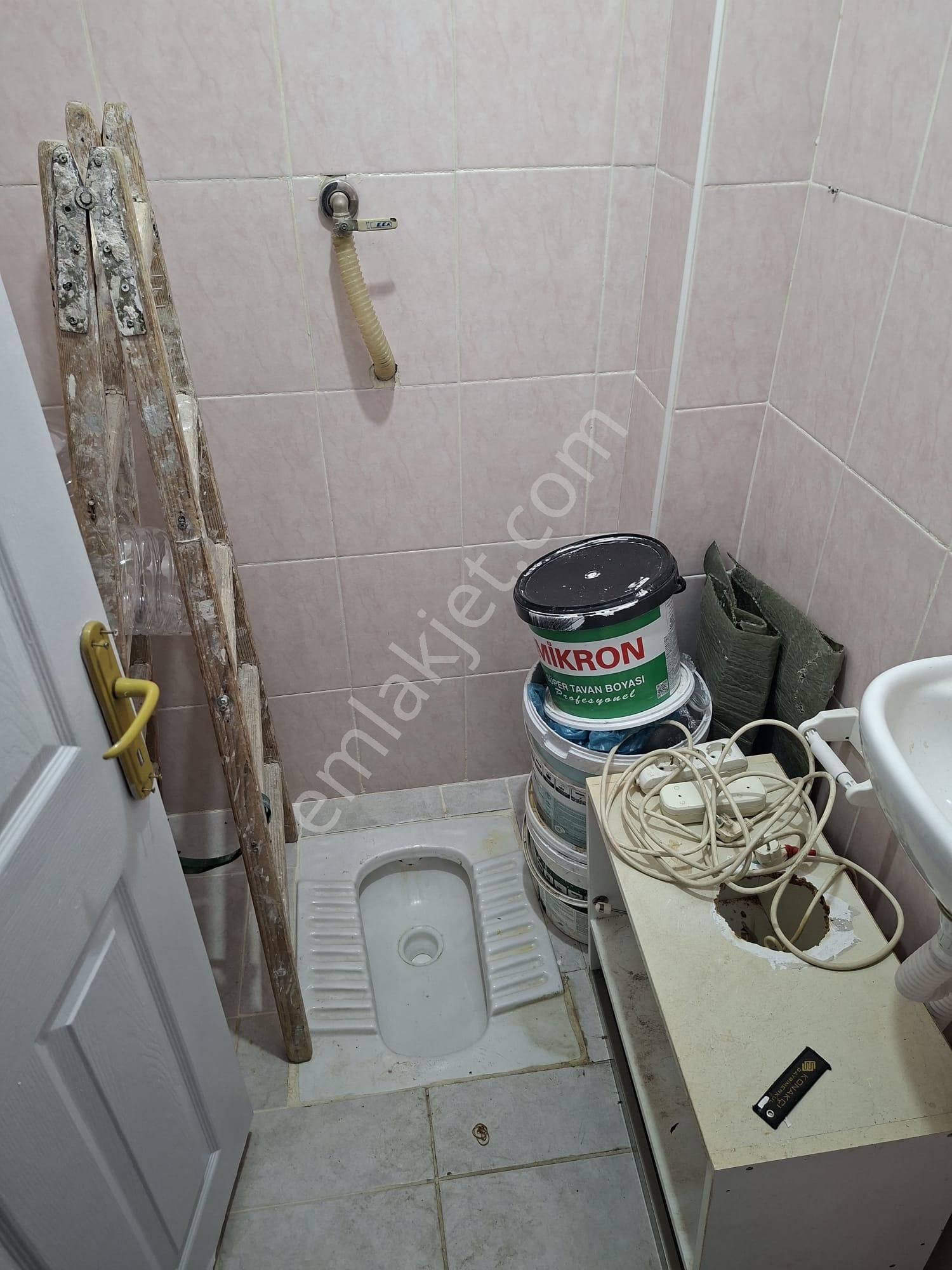 Recep Ümit'ten Gazi Yakup Satar Caddesi Üzerinde Büyük Park Karşısı Satılık 3+1 Asansörlü Daire - Görsel 18