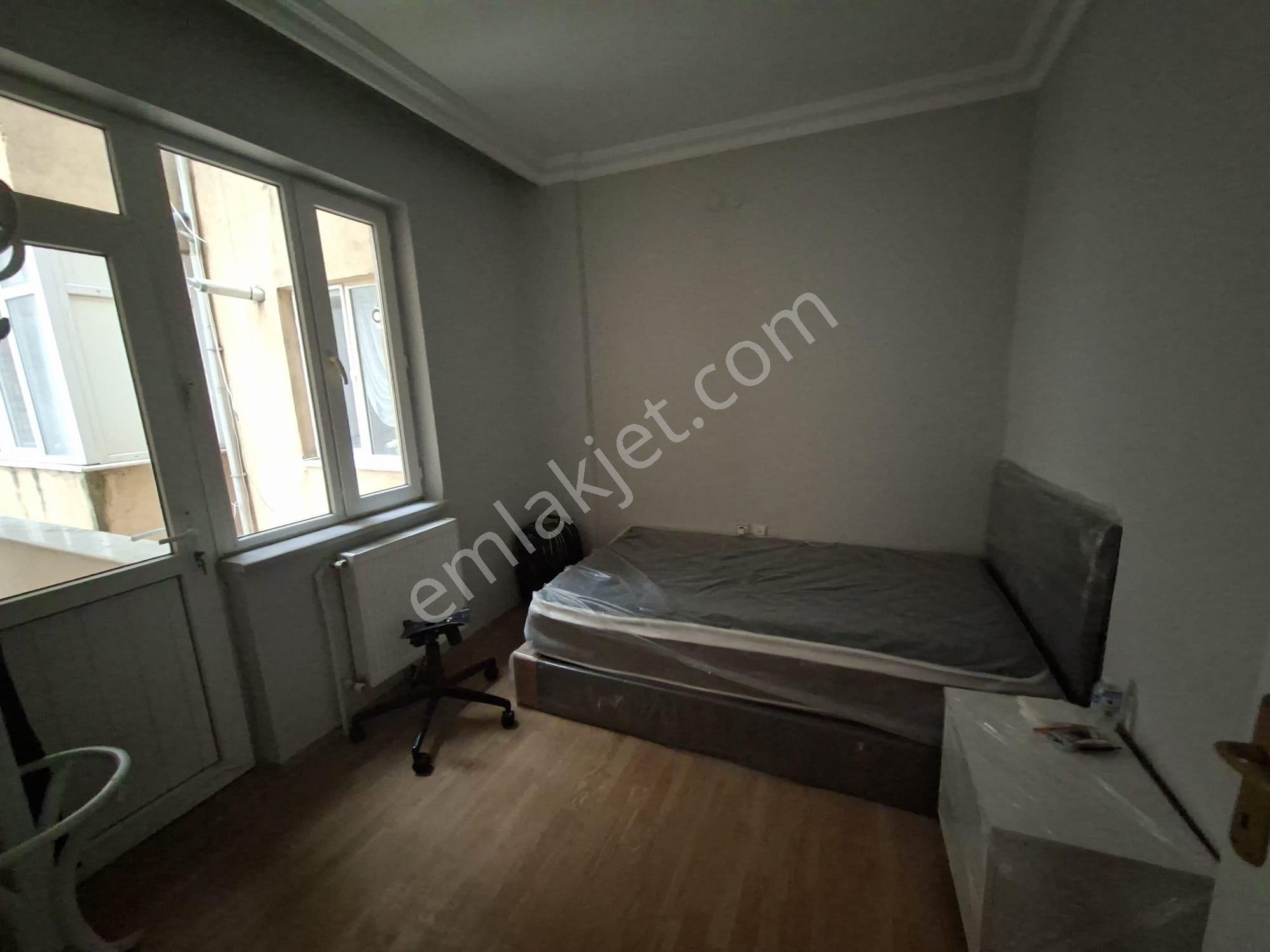 Recep Ümit'ten Gazi Yakup Satar Caddesi Üzerinde Büyük Park Karşısı Satılık 3+1 Asansörlü Daire - Görsel 23