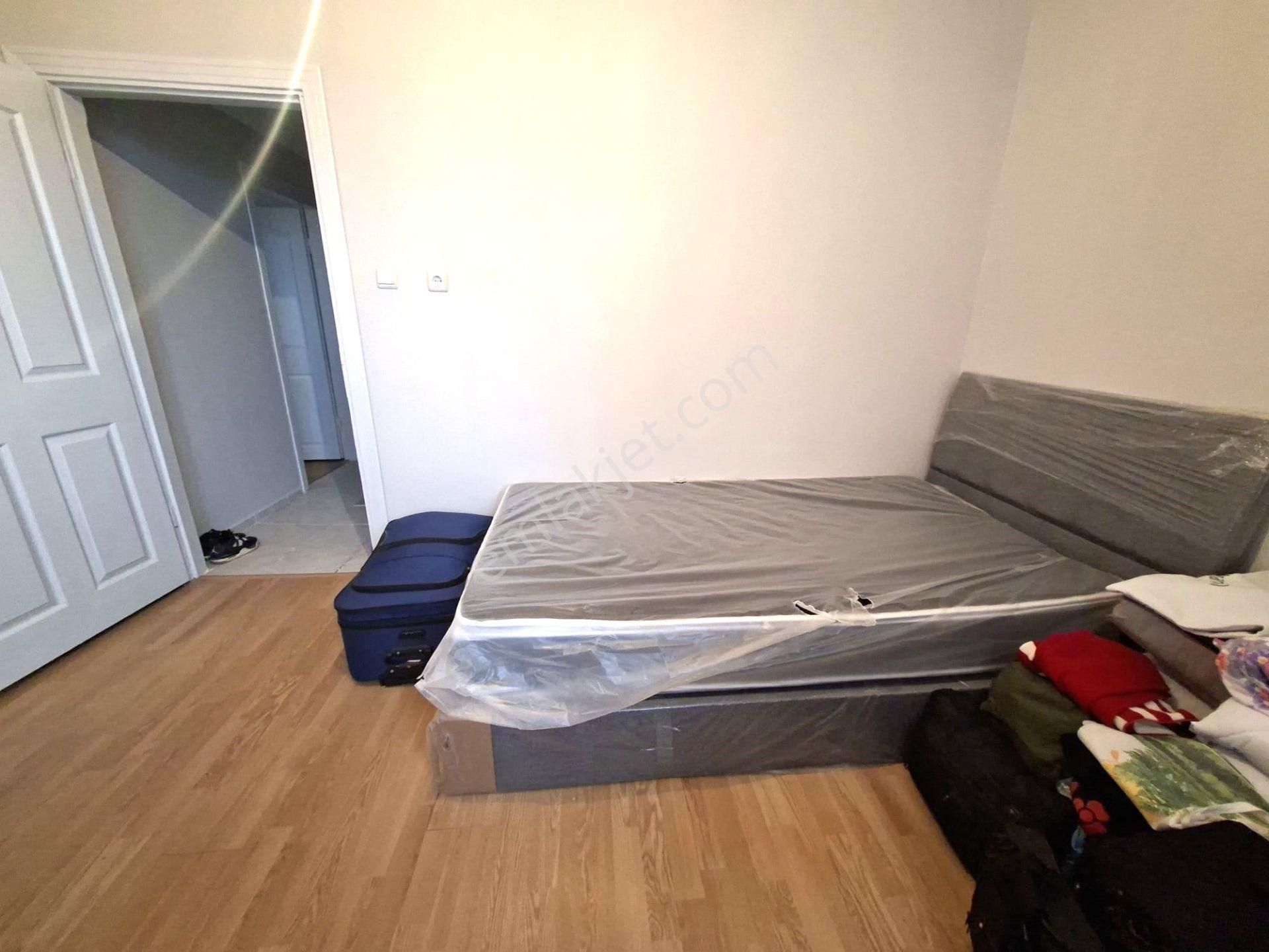 Recep Ümit'ten Gazi Yakup Satar Caddesi Üzerinde Büyük Park Karşısı Satılık 3+1 Asansörlü Daire - Görsel 27