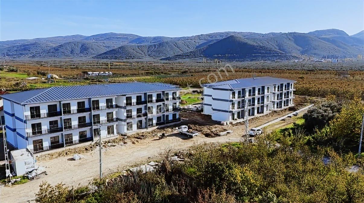 Selçuk Mahallesinde Göle Yürüme Mesafesinde Satılık 1+1 Daire - Görsel 25