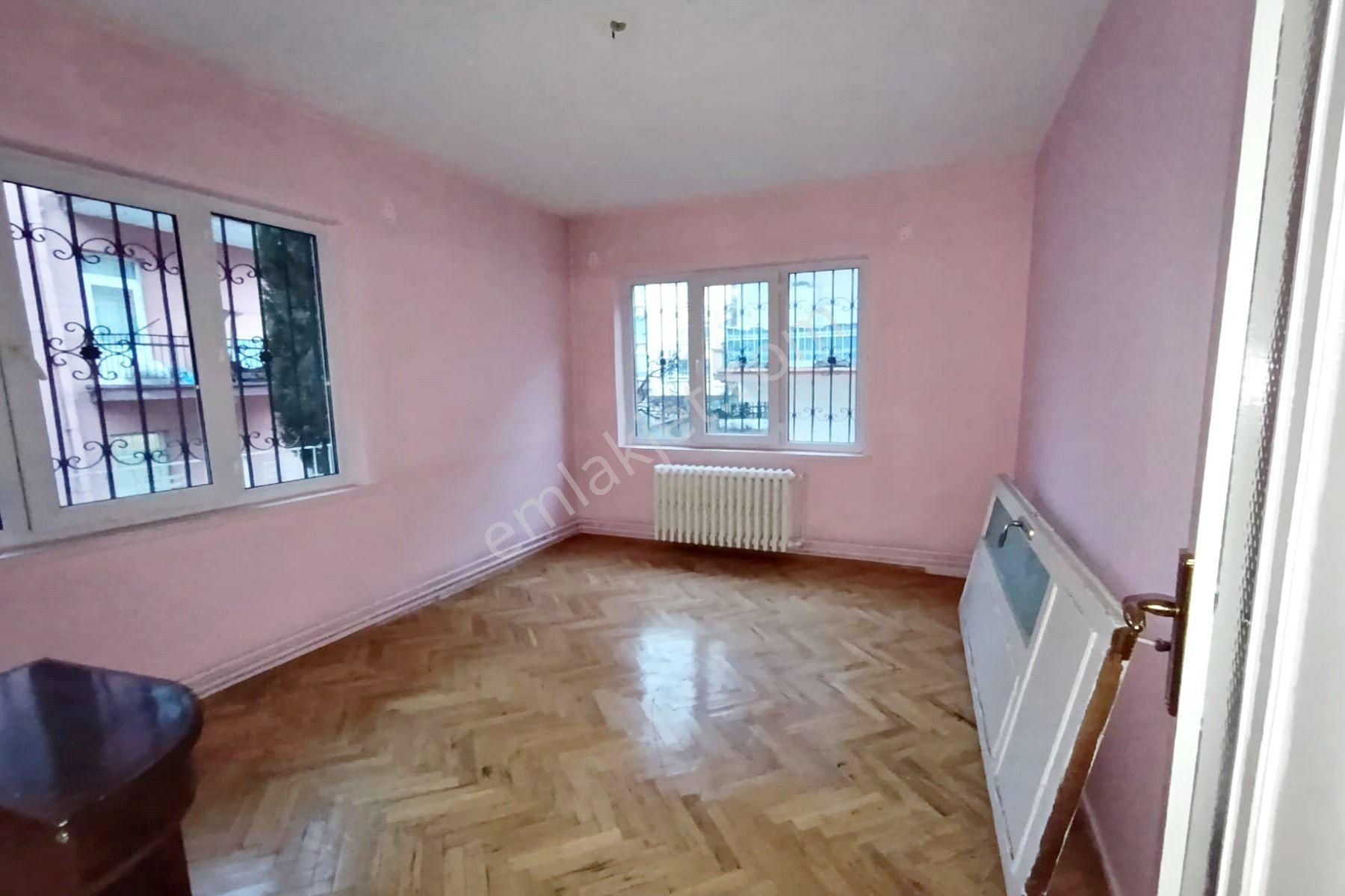 Ufuk Özdemir'den Pınarbaşı Mah Gazino Salı Pazarı İçinde 3+1 - Görsel 6