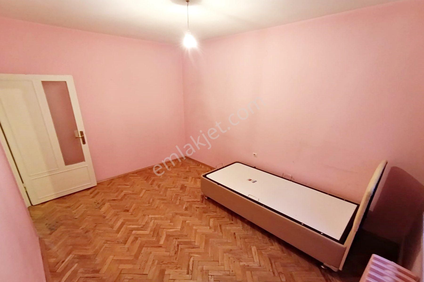 Ufuk Özdemir'den Pınarbaşı Mah Gazino Salı Pazarı İçinde 3+1 - Görsel 9