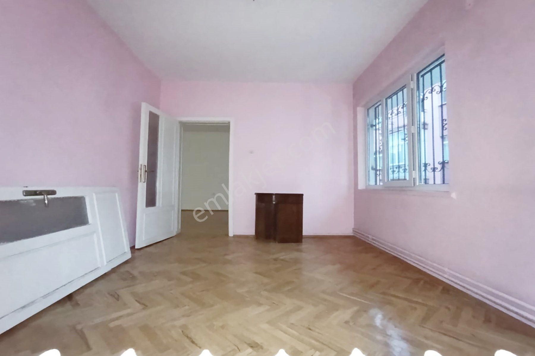 Ufuk Özdemir'den Pınarbaşı Mah Gazino Salı Pazarı İçinde 3+1 - Görsel 5