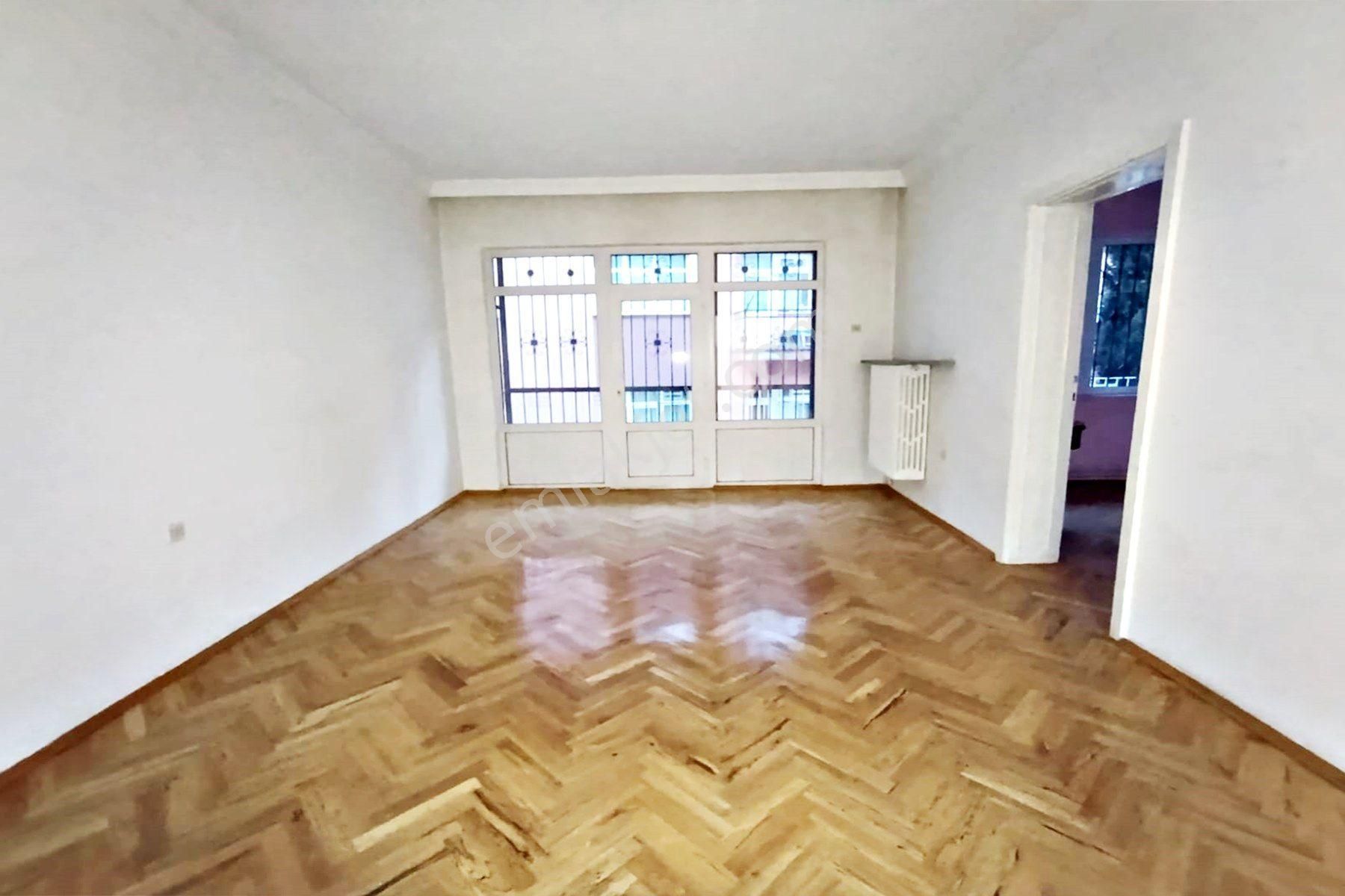 Ufuk Özdemir'den Pınarbaşı Mah Gazino Salı Pazarı İçinde 3+1