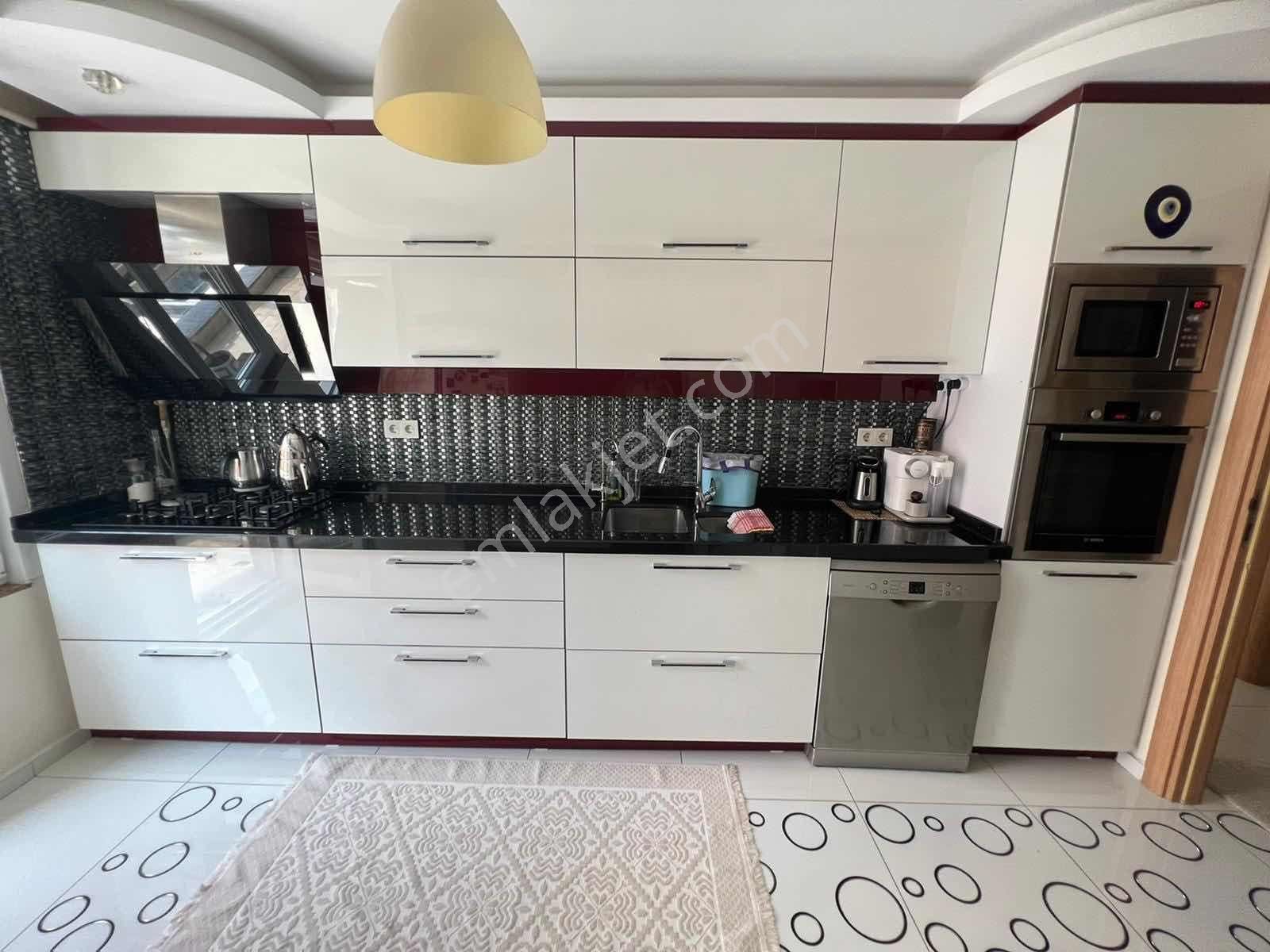 Merkezi Büyük Balkonlu Elalmış Cad.ebeveyn Banyo 3+1 Satılık - Görsel 22