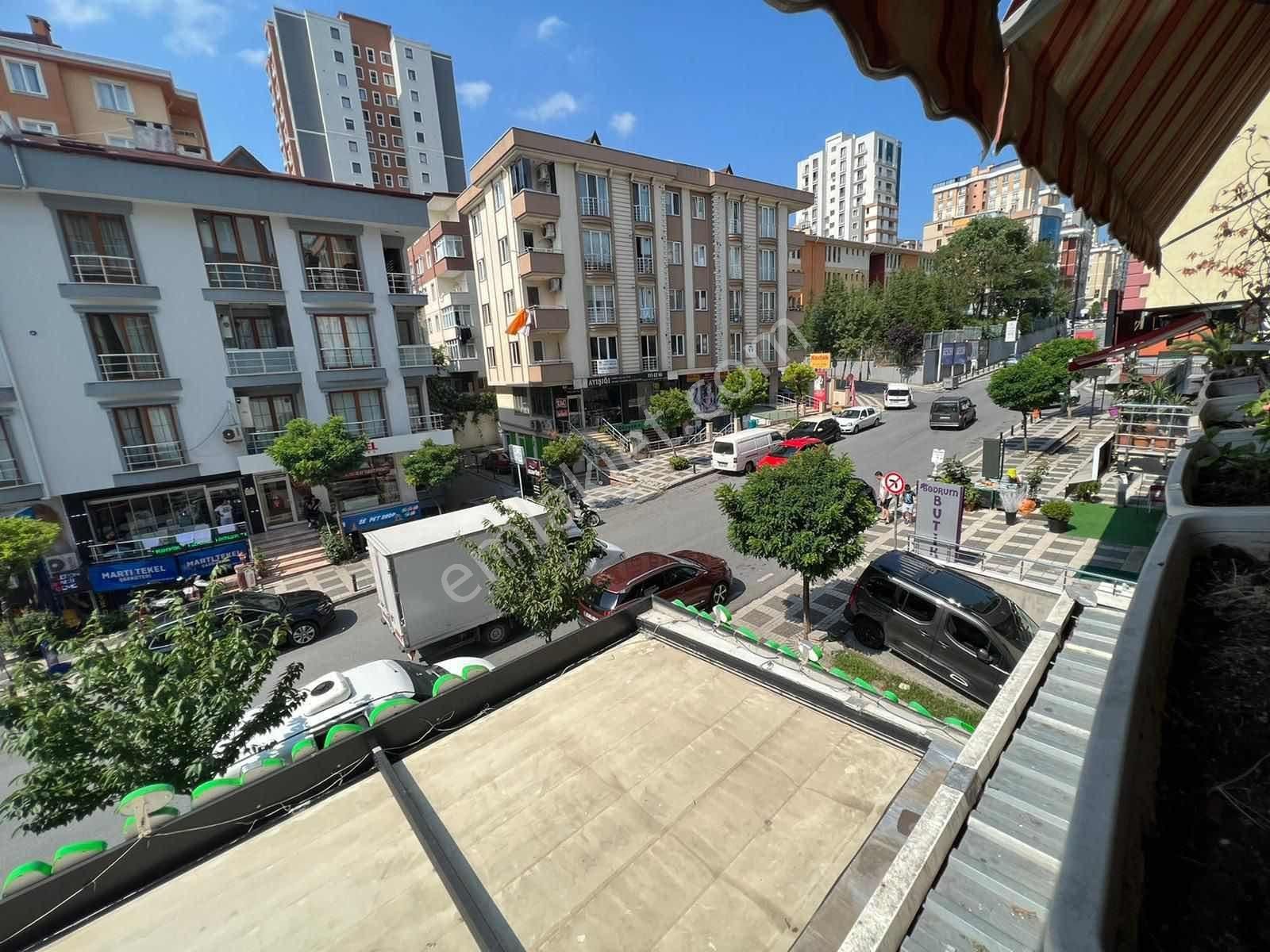 Merkezi Büyük Balkonlu Elalmış Cad.ebeveyn Banyo 3+1 Satılık - Görsel 7