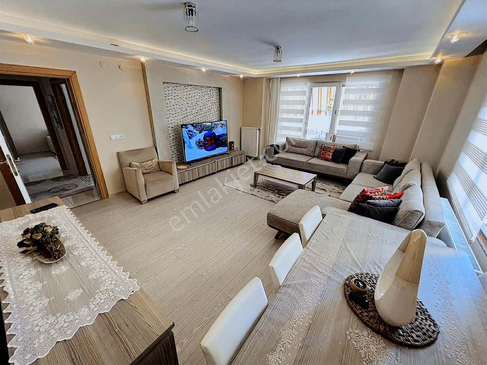 Merkezi Büyük Balkonlu Elalmış Cad.ebeveyn Banyo 3+1 Satılık - Görsel 3