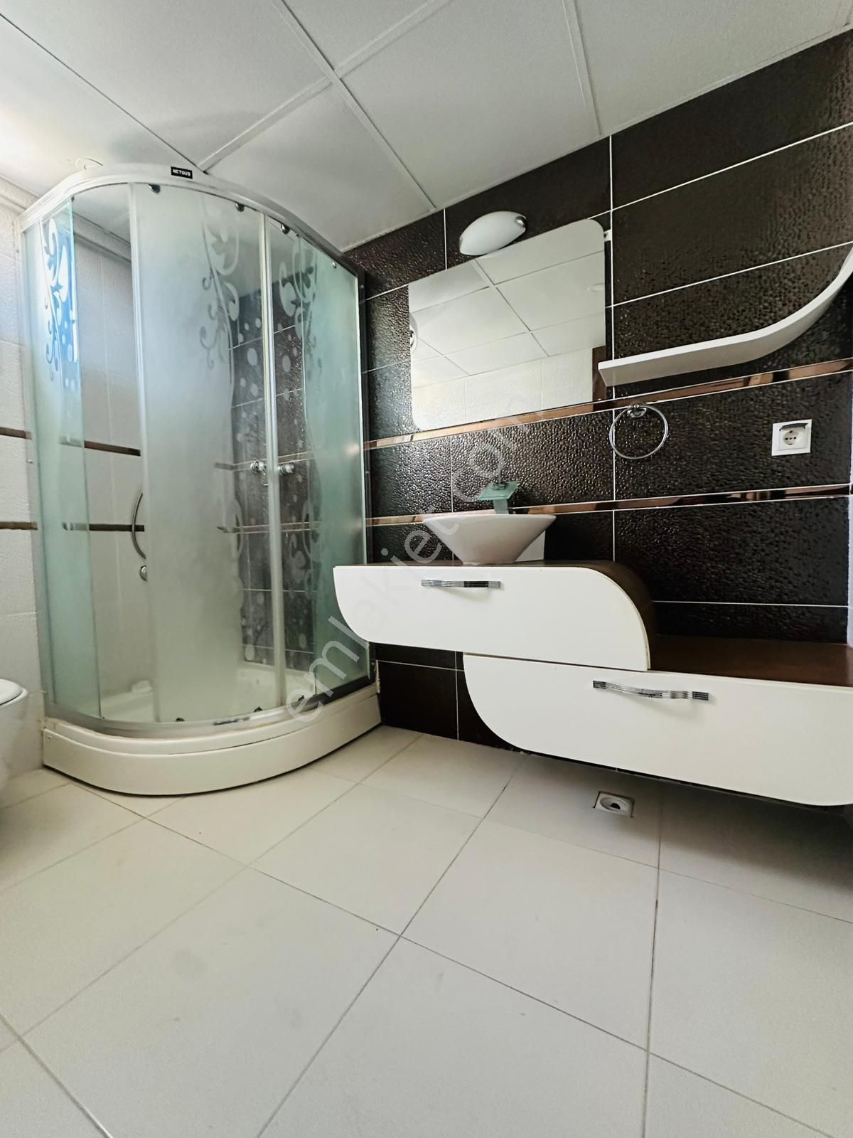 🏡 Göl-san Gayrimenkul’den 🏡 Zafer Mah. 3+1 140 M2 Arakat Yerden Isıtmalı Satılık Daire - Görsel 10