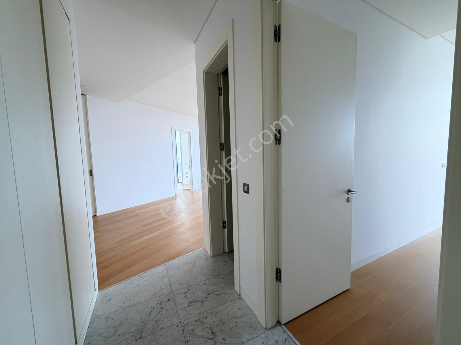 Spine Tower Satılık 2+1 Manzaralı 140m2 Satılık Daire - Görsel 14