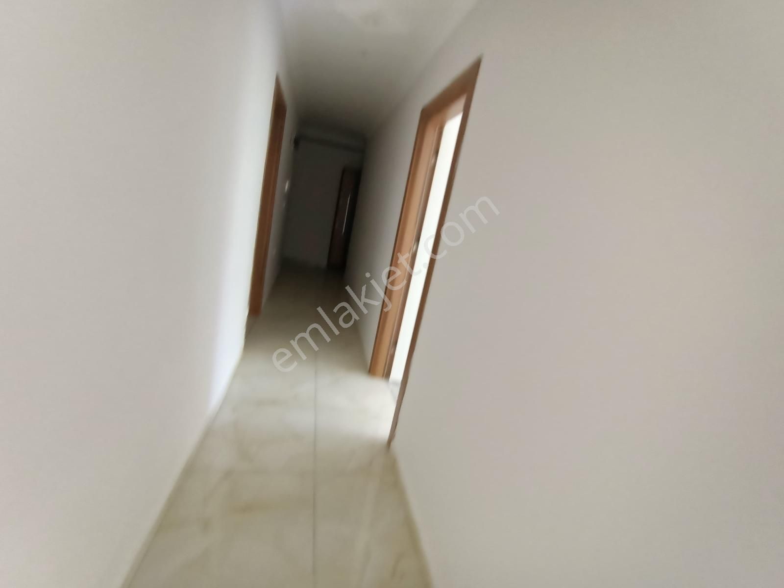 Çalı Merkezde Geniş Ve Ferah, Ebeveyn Banyolu 3+1 Kiralık Daire - Görsel 13