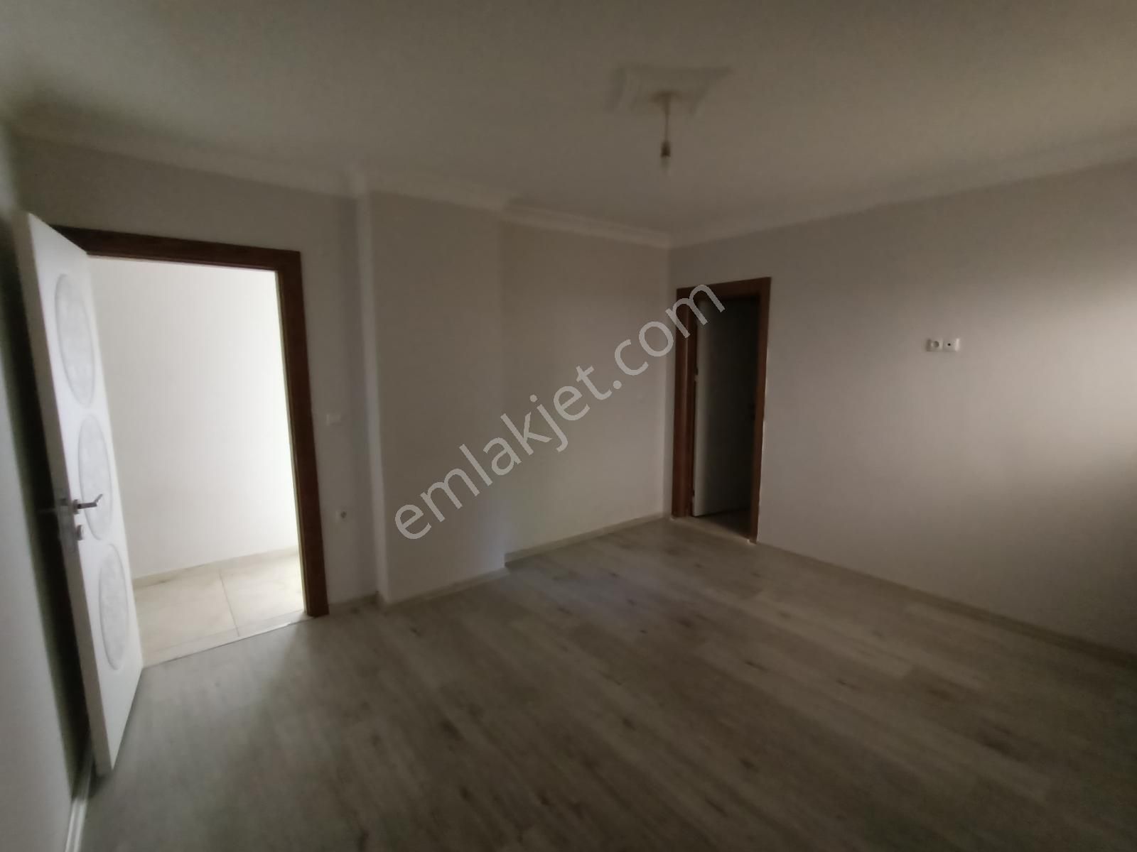 Çalı Merkezde Geniş Ve Ferah, Ebeveyn Banyolu 3+1 Kiralık Daire - Görsel 3