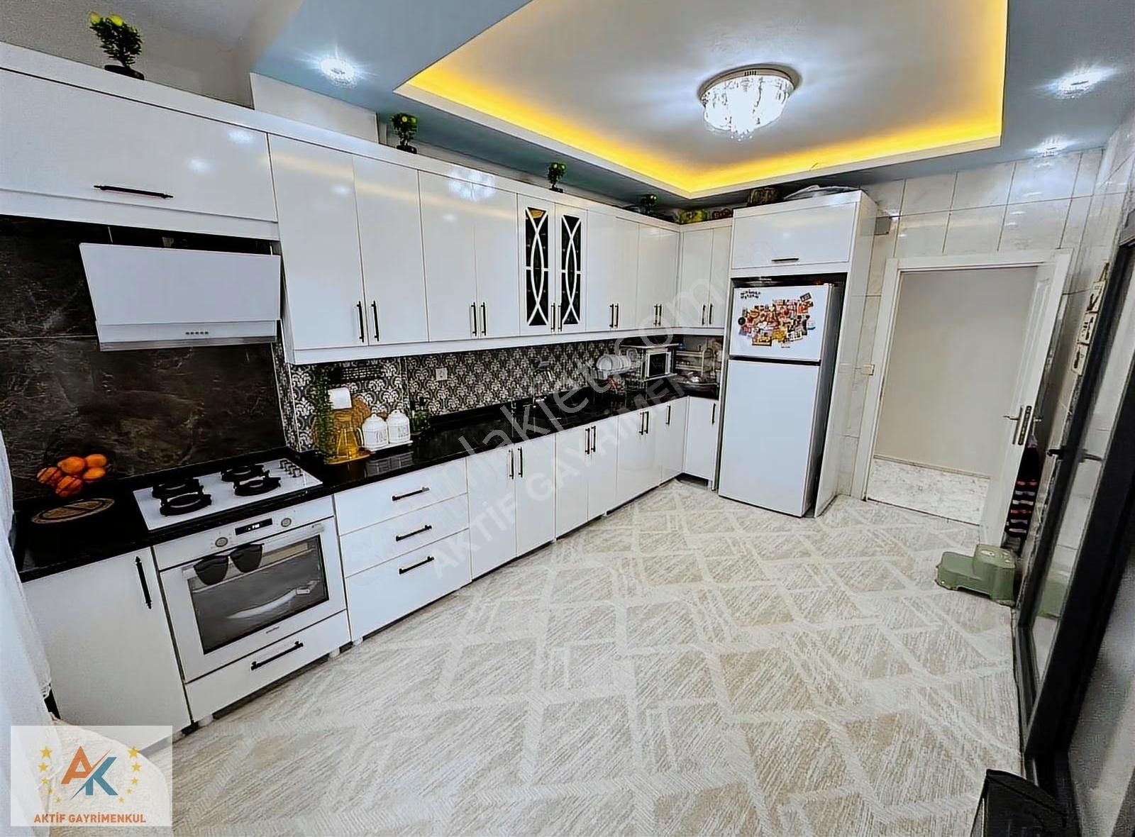 Aktif'den Şevketsümer'de Satılık Dükkan + Lüks Daire - Görsel 3