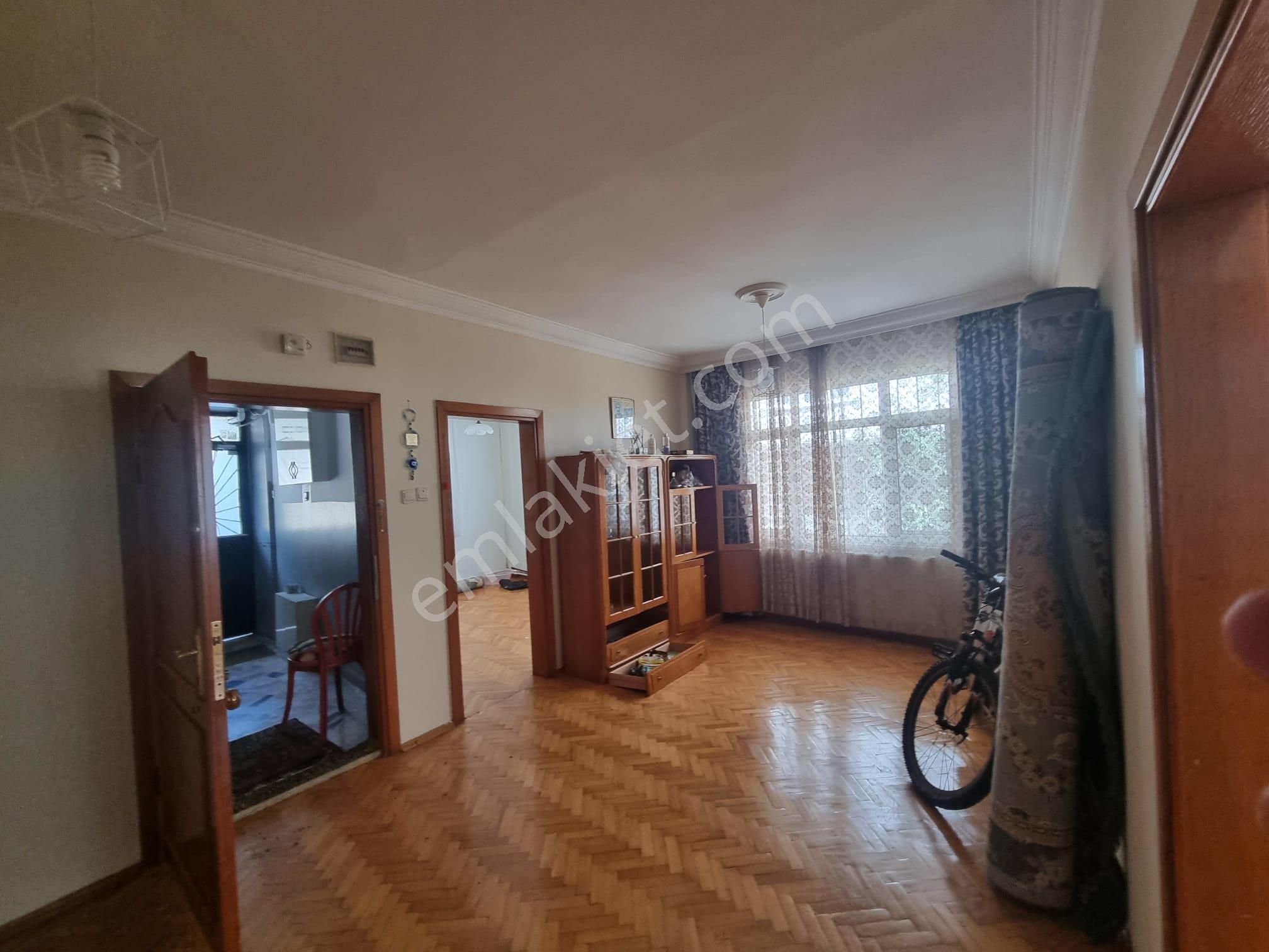 Sarıyer Tarabya Kurumsala2+2 Kiralık Yüksek Giriş Balkonlu Daire - Görsel 13
