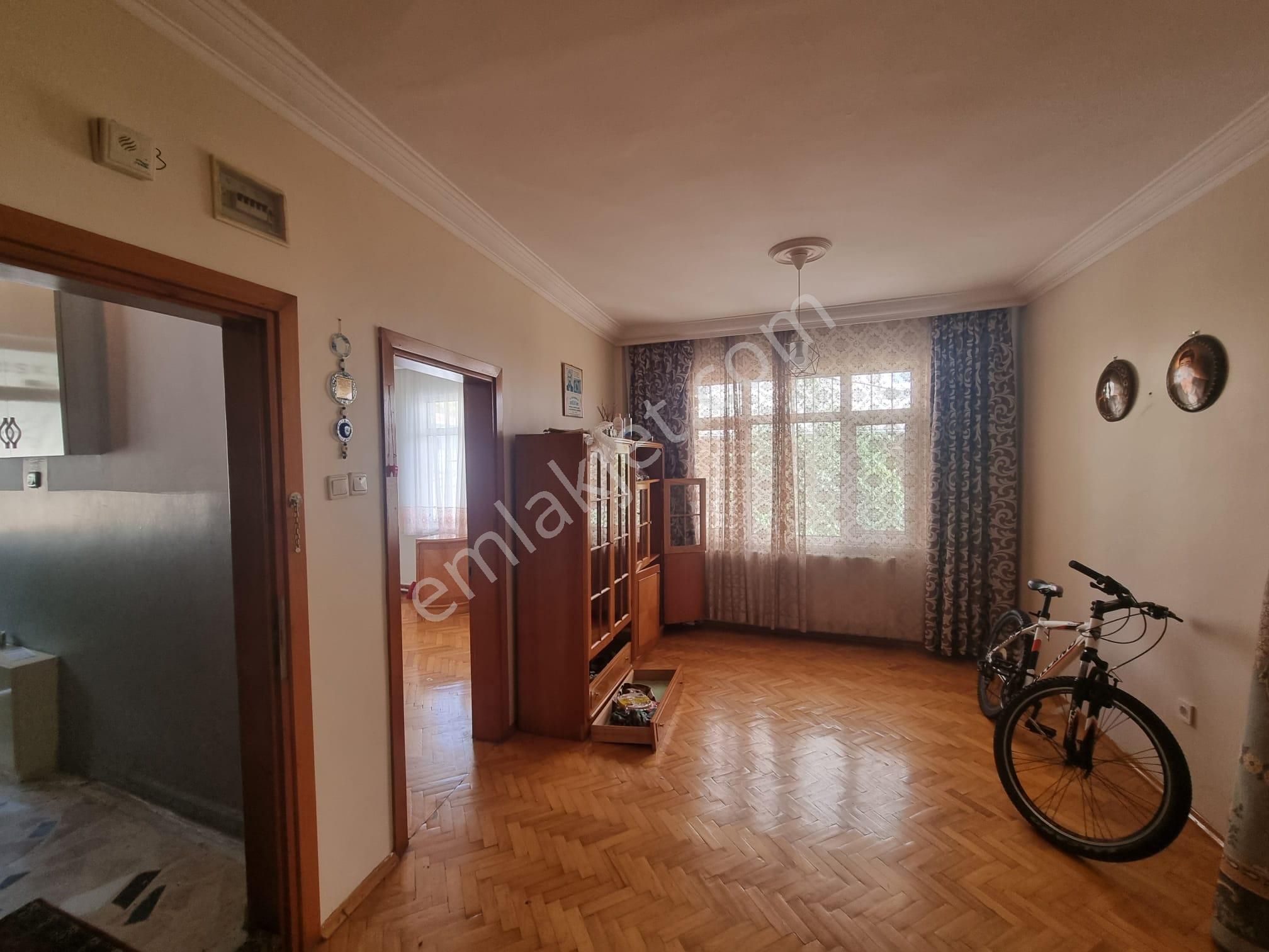 Sarıyer Tarabya Kurumsala2+2 Kiralık Yüksek Giriş Balkonlu Daire - Görsel 19