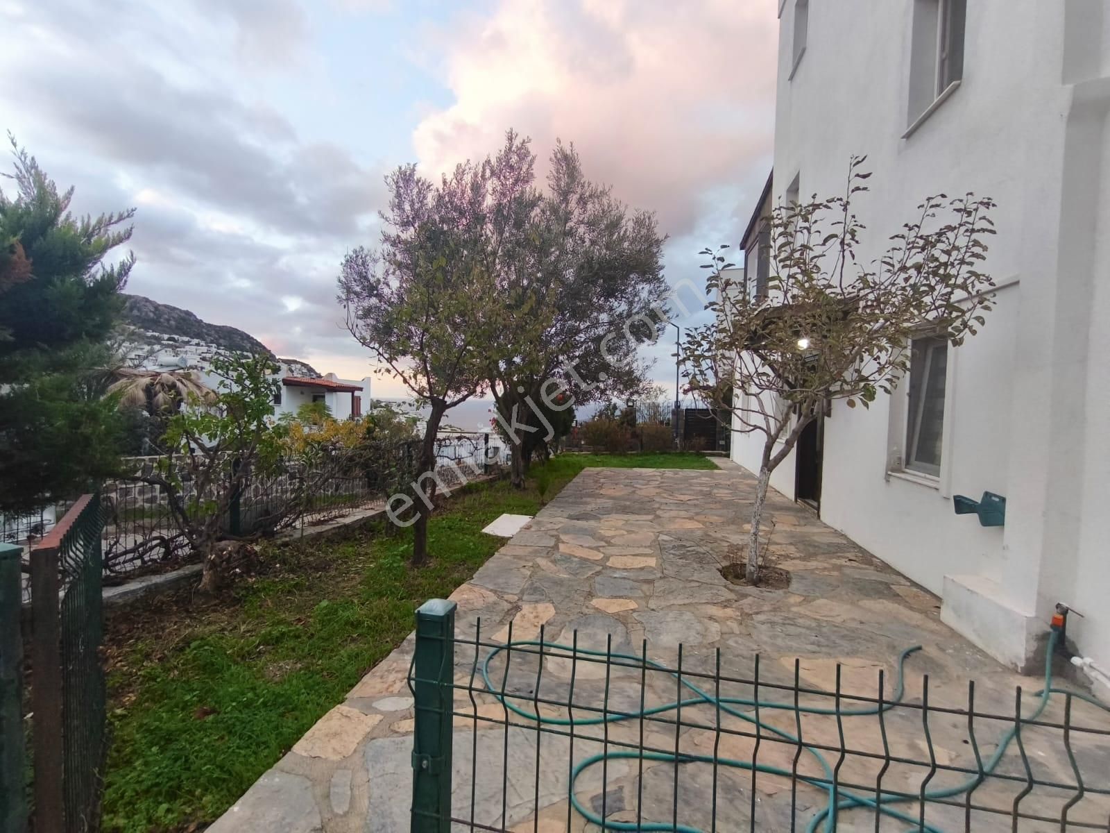 Yıllık Kiralık Özel Plajli Site - Görsel 22