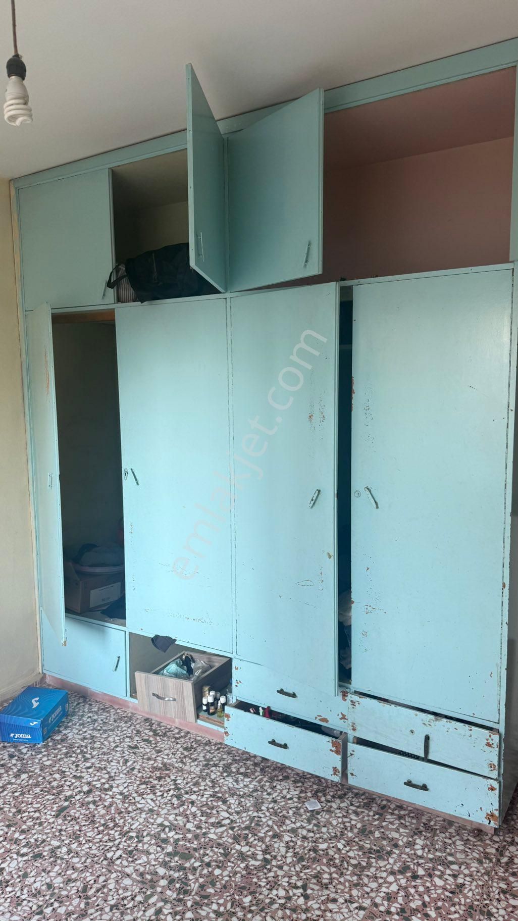 Namık Kemalde Bahçeli Müstakil 3 Katlı Ev - Görsel 16