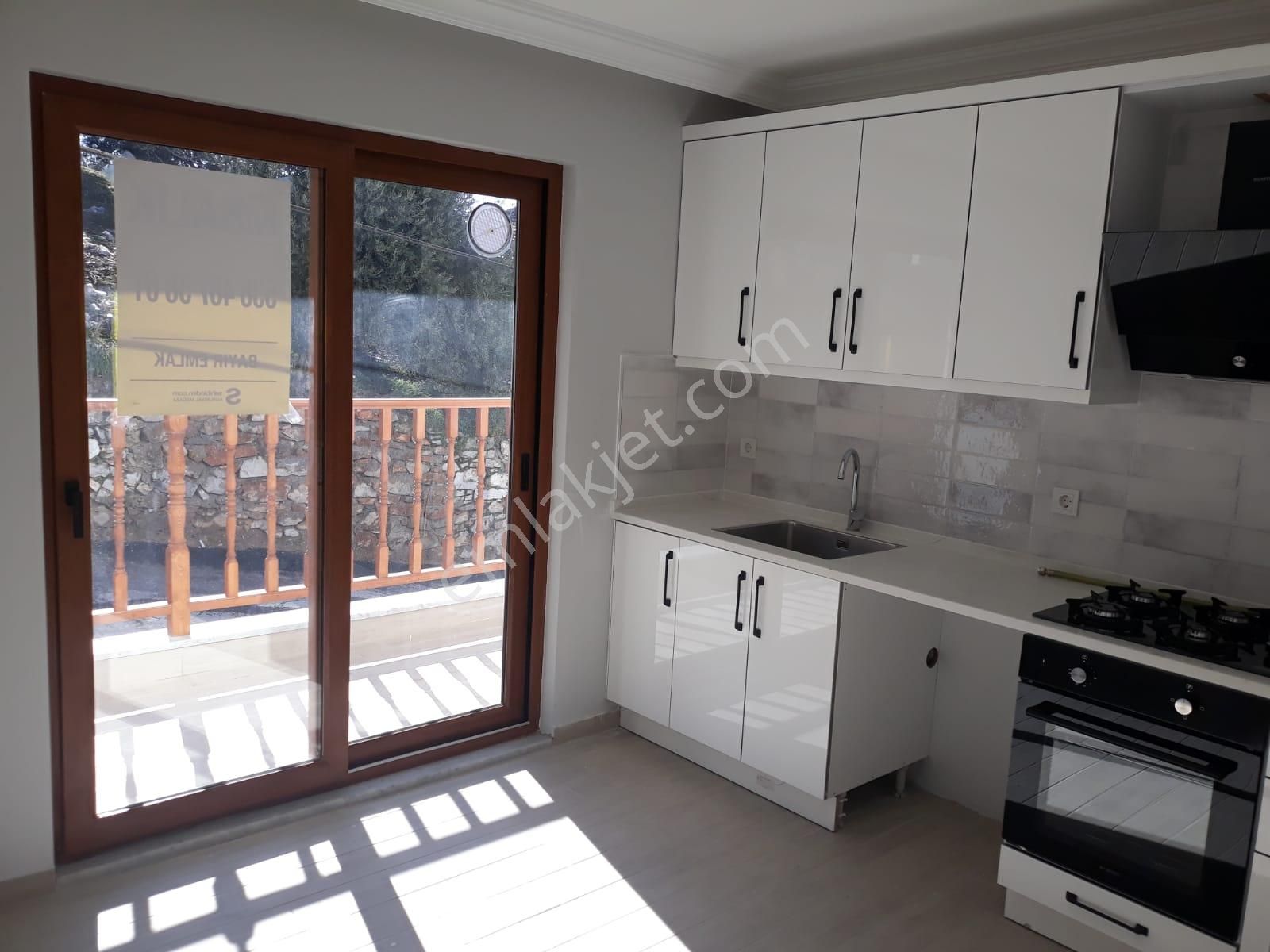 Muğla Menteşe Karşıyaka'da Kiralık 2+1 Daire