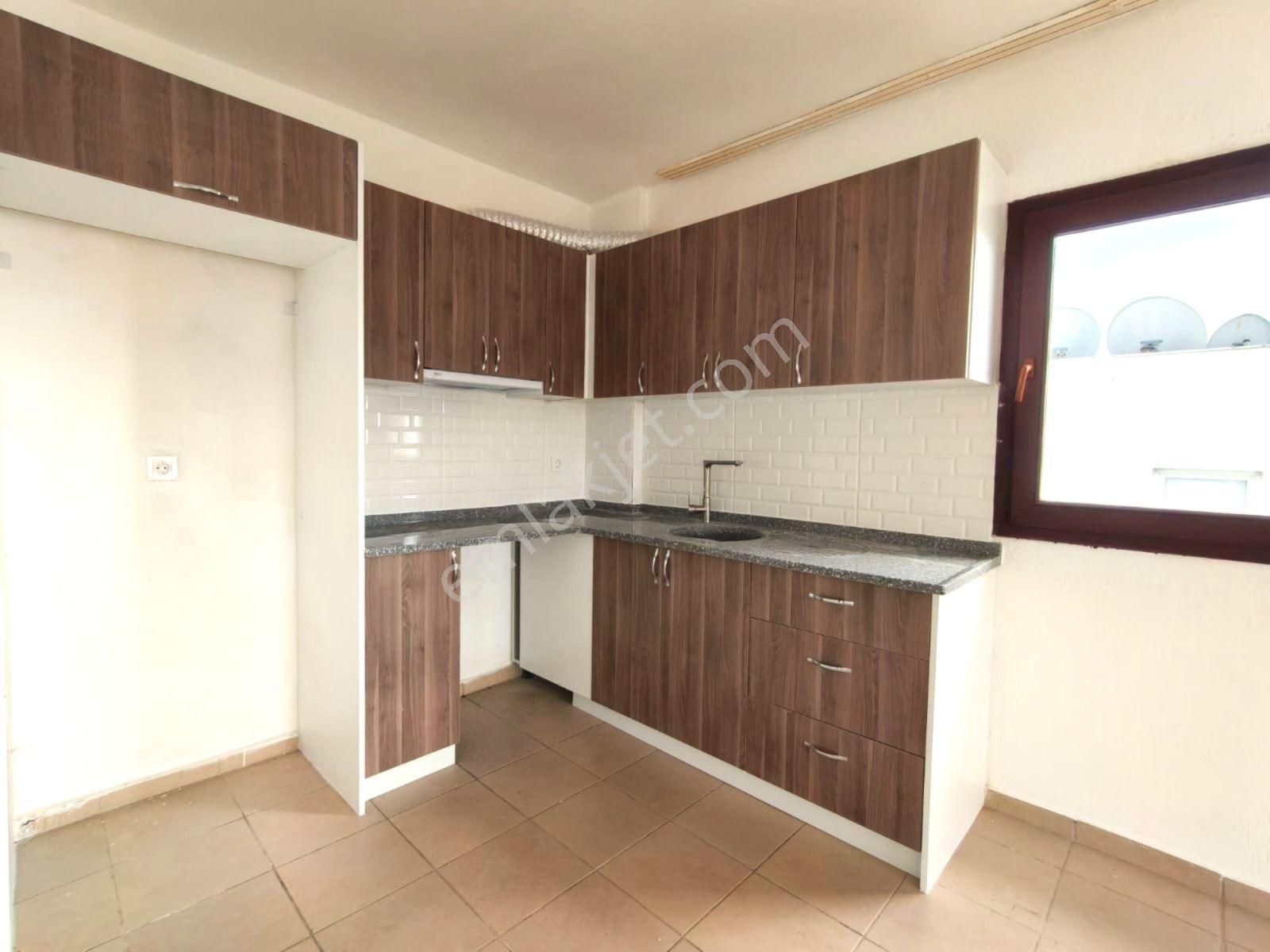 Bodrum-çırkan Mah. Kiralık Anayola Yakın 2+1 Üst Kat Daire - Görsel 2