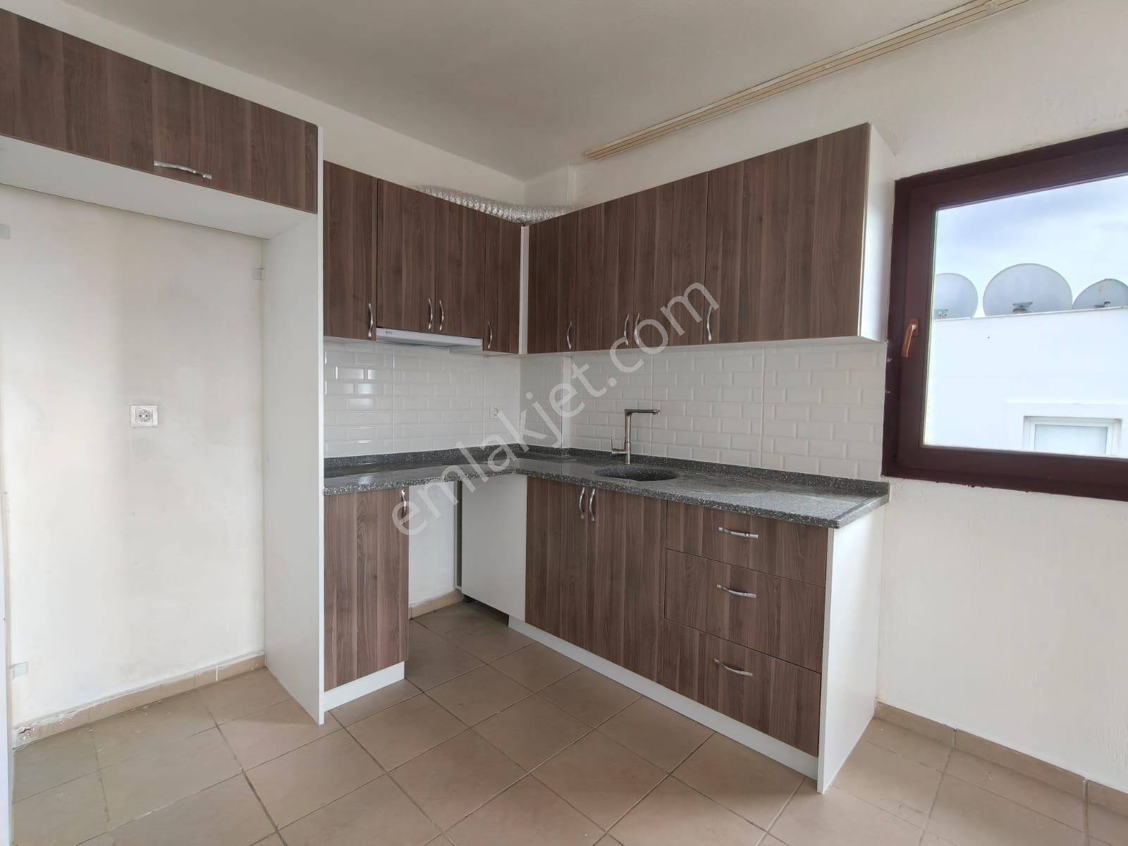 Bodrum-çırkan Mah. Kiralık Anayola Yakın 2+1 Üst Kat Daire - Görsel 12
