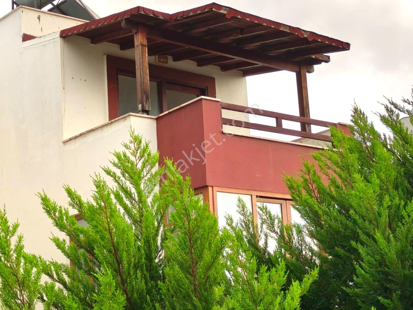 Bodrum-çırkan Mah. Kiralık Anayola Yakın 2+1 Üst Kat Daire