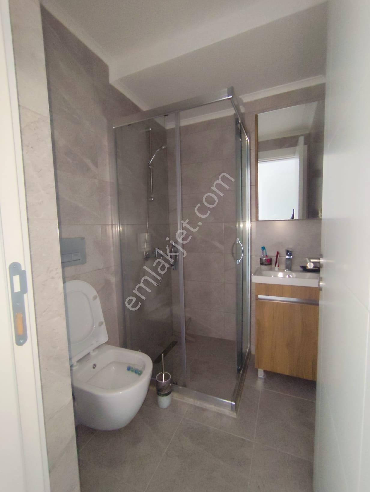 Mertcan Dan Royal Garden Sitesinden 2+1 Ebeveyn Banyolu - İskanlı Fırsat - Görsel 16