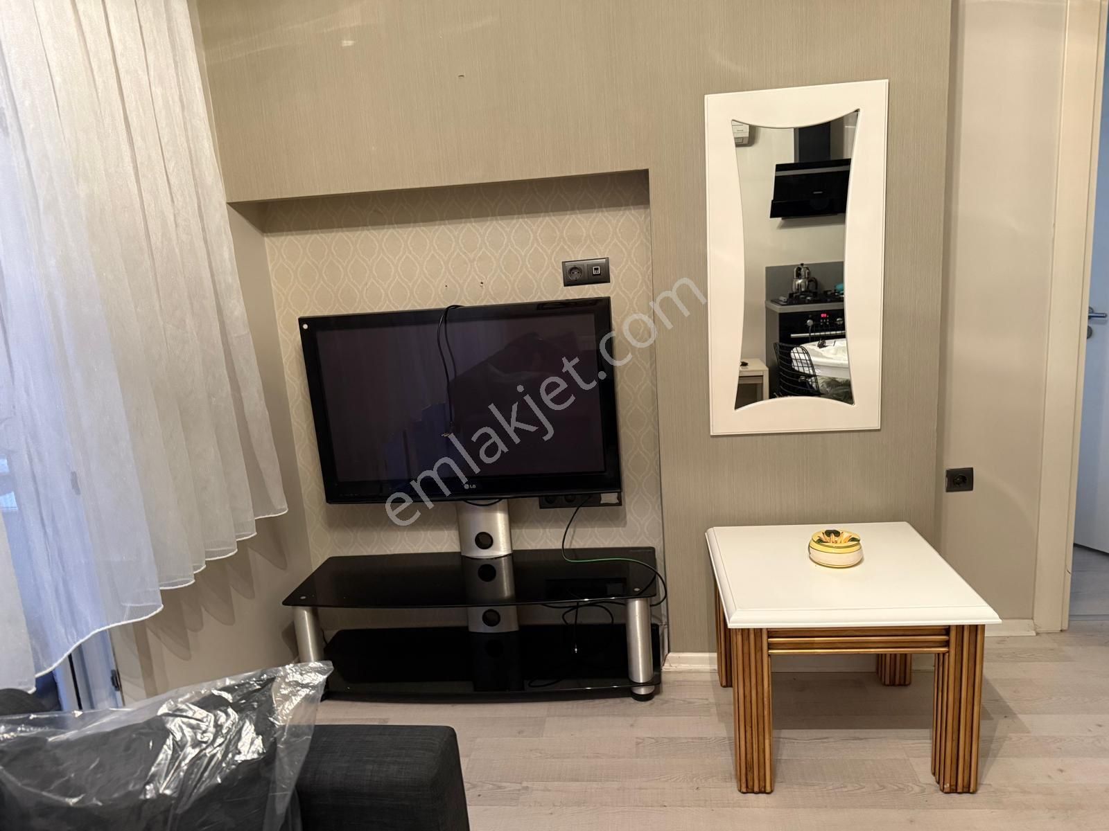 Reşatbey Ordu Caddesi Merkez Park & Sheraton Manzaralı Full + Full Eşyalı Lüks 1+1 - Görsel 11