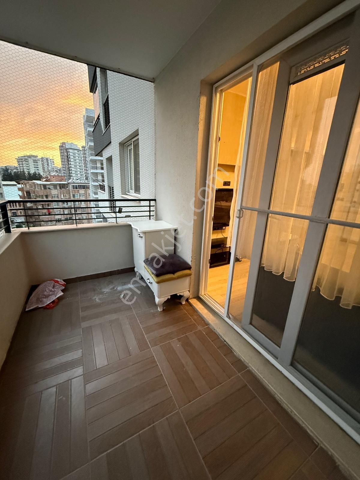 Reşatbey Ordu Caddesi Merkez Park & Sheraton Manzaralı Full + Full Eşyalı Lüks 1+1 - Görsel 24