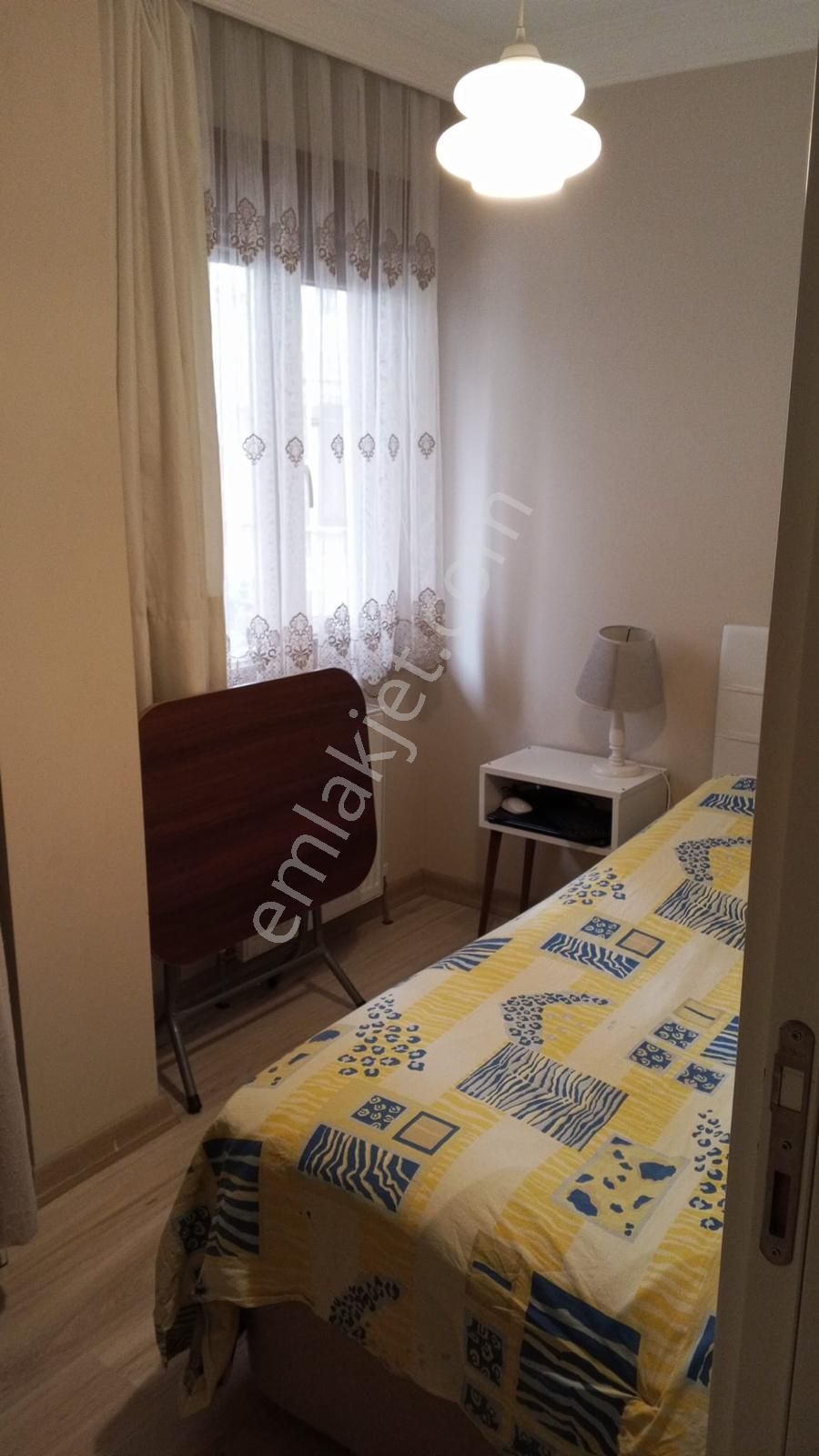 Küçükçekmece Tepeüstü'nde Satılık 2+1 Yüksek Giriş Daire - Görsel 11