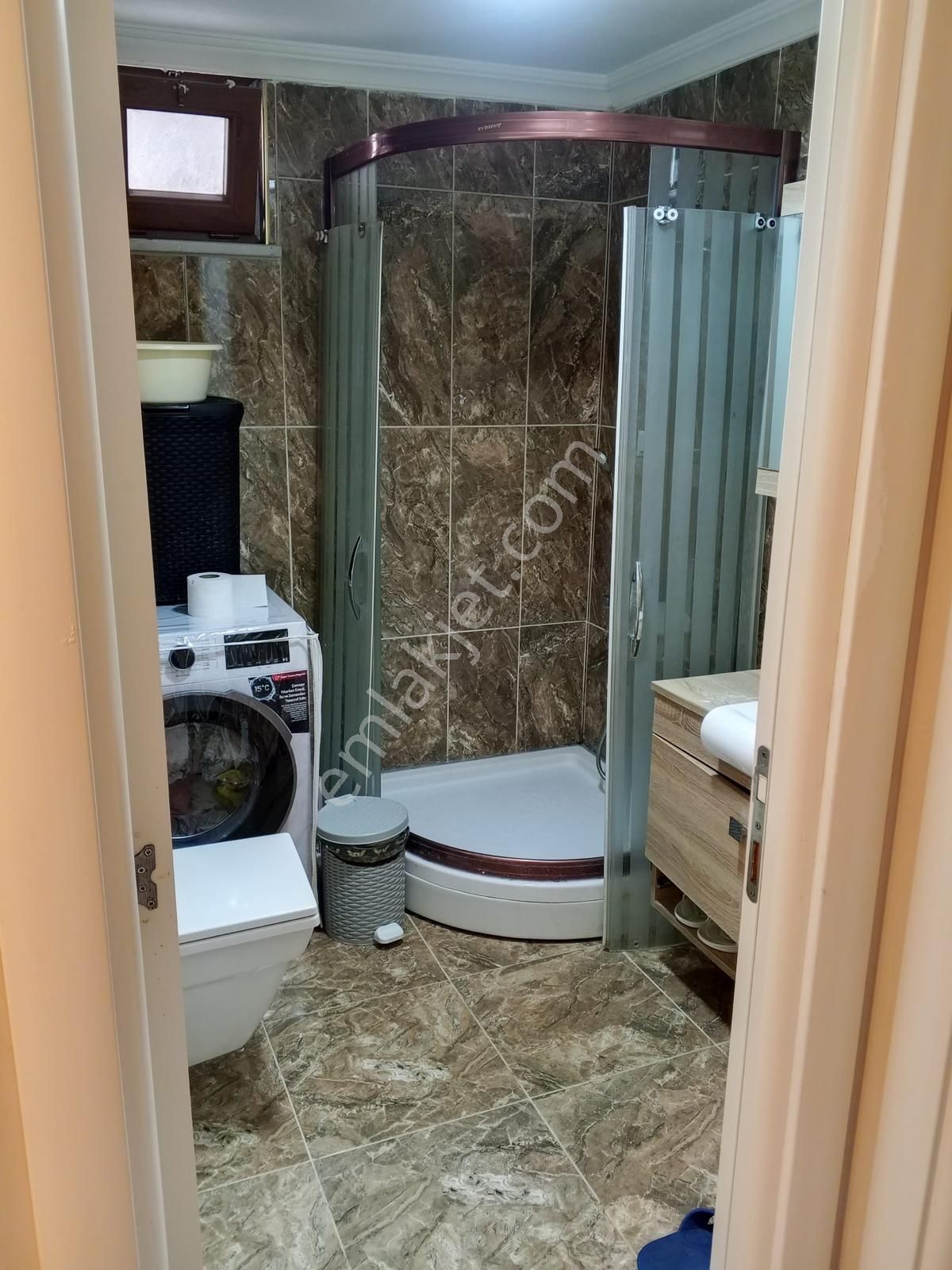 Küçükçekmece Tepeüstü'nde Satılık 2+1 Yüksek Giriş Daire - Görsel 12