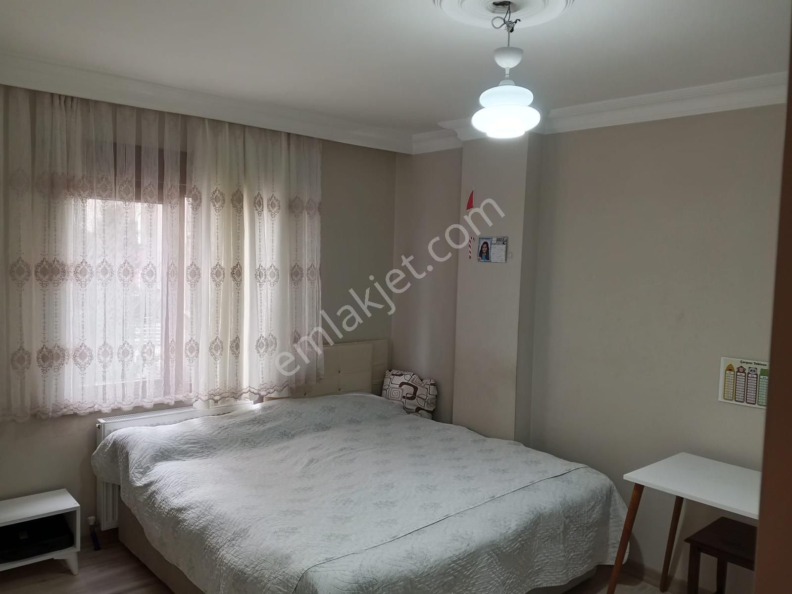 Küçükçekmece Tepeüstü'nde Satılık 2+1 Yüksek Giriş Daire - Görsel 15