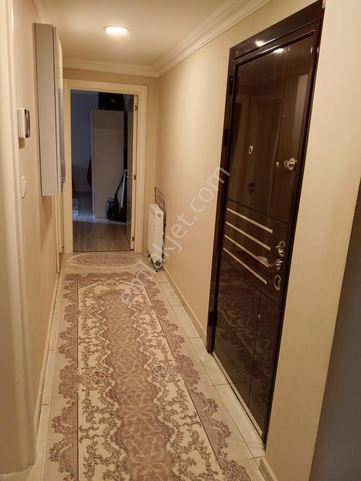Küçükçekmece Tepeüstü'nde Satılık 2+1 Yüksek Giriş Daire - Görsel 13