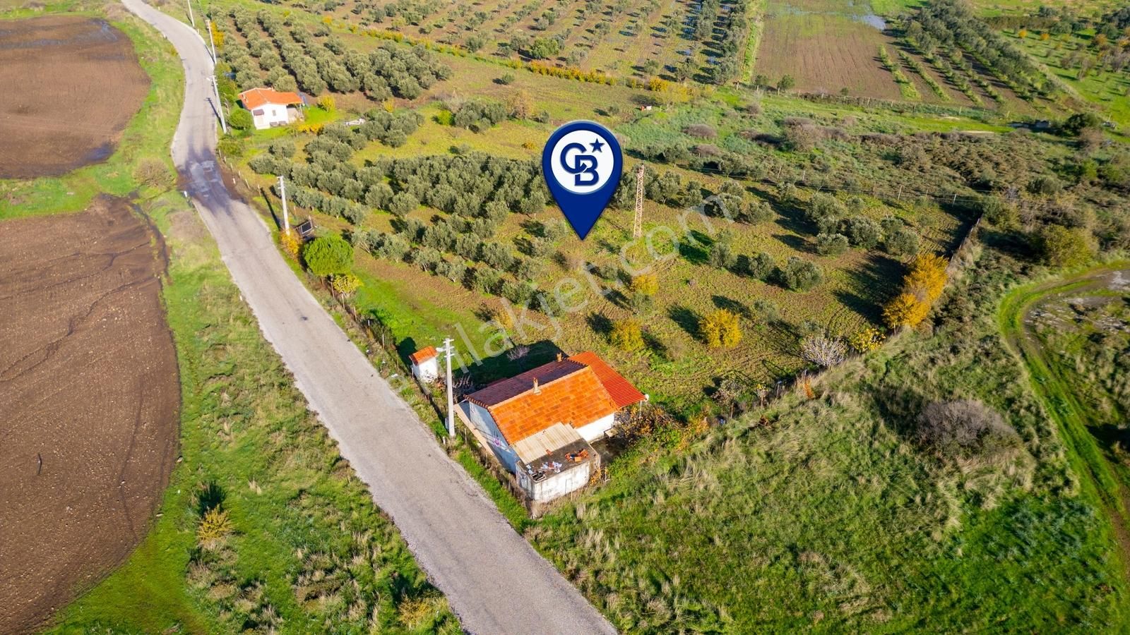 Foça Yenibağarası Mahallesinde Satılık Tarla Ve Ev - Görsel 20