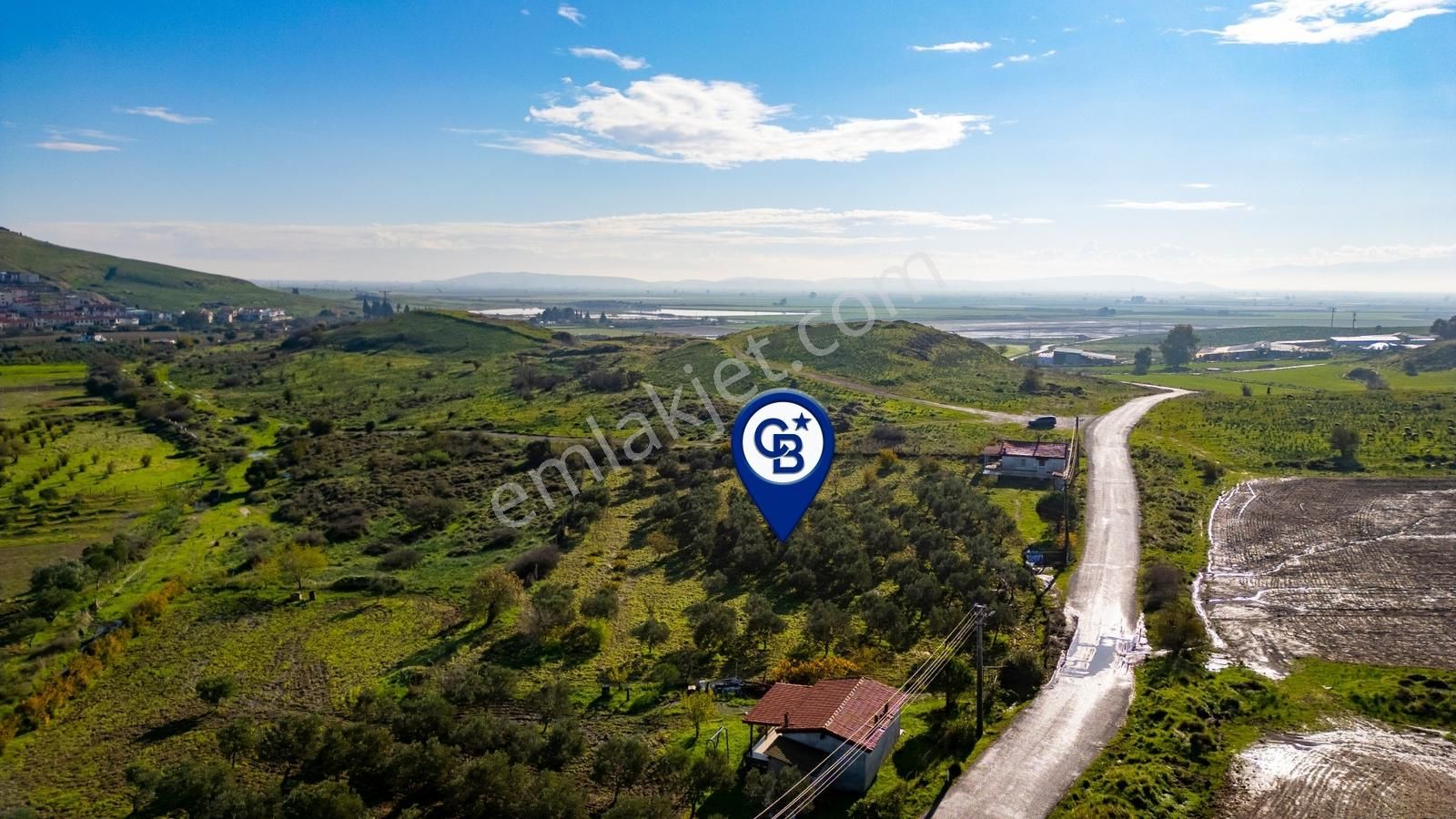 Foça Yenibağarası Mahallesinde Satılık Tarla Ve Ev - Görsel 13